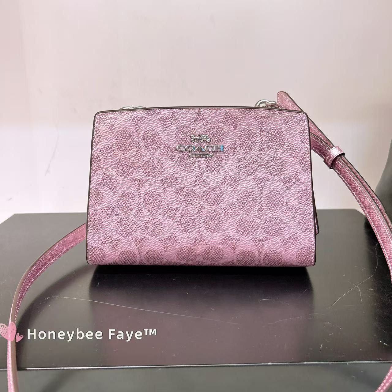 Coach Gia Crossbody Bag In Signature Canvas CCK70 Size ONE SIZE - 1 Thumbnail