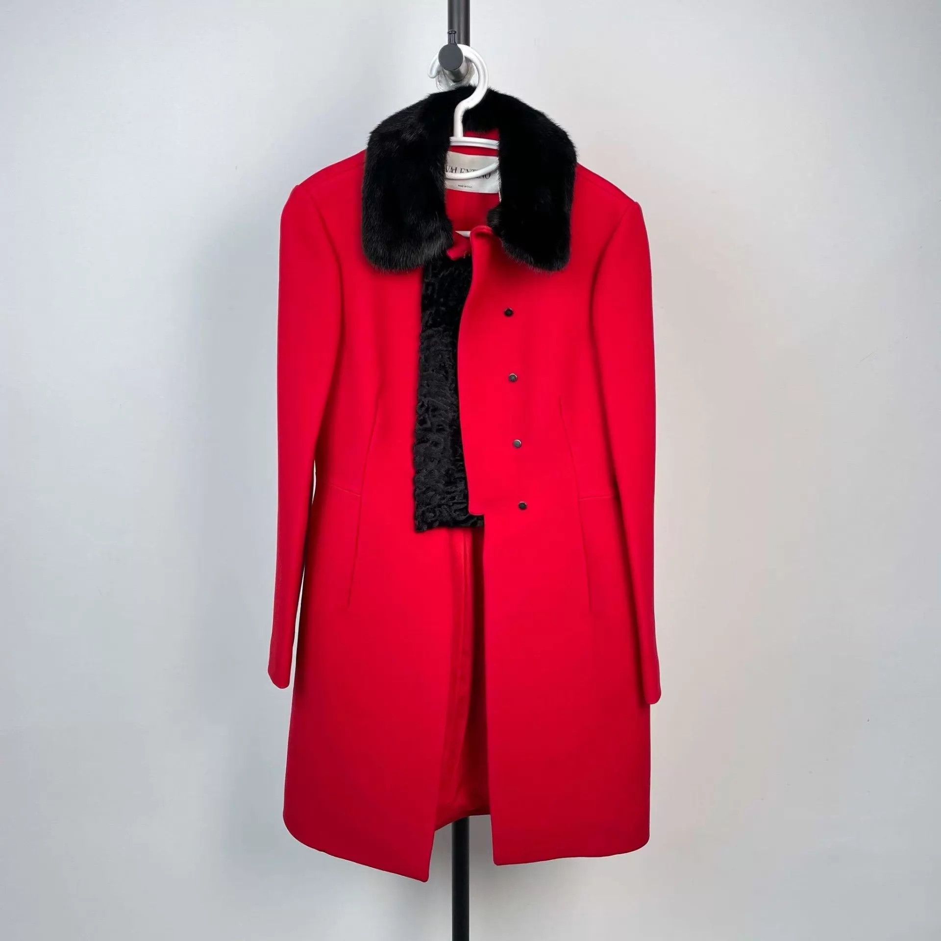 Valentino Valentino 97 New Red Overcoat IT 38 Size XS / US 0-2 / IT 36-38 - 1 Thumbnail