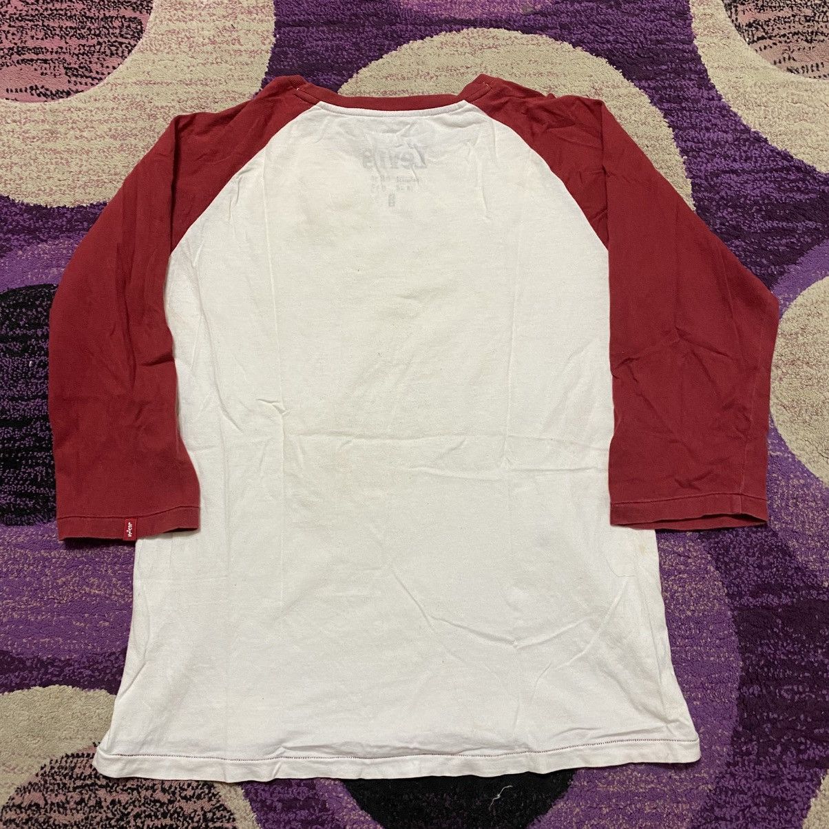 Levi's Vintage Clothing × Vintage Vintage Levis Raglan Logo Tshirt Size US M / EU 48-50 / 2 - 7 Thumbnail