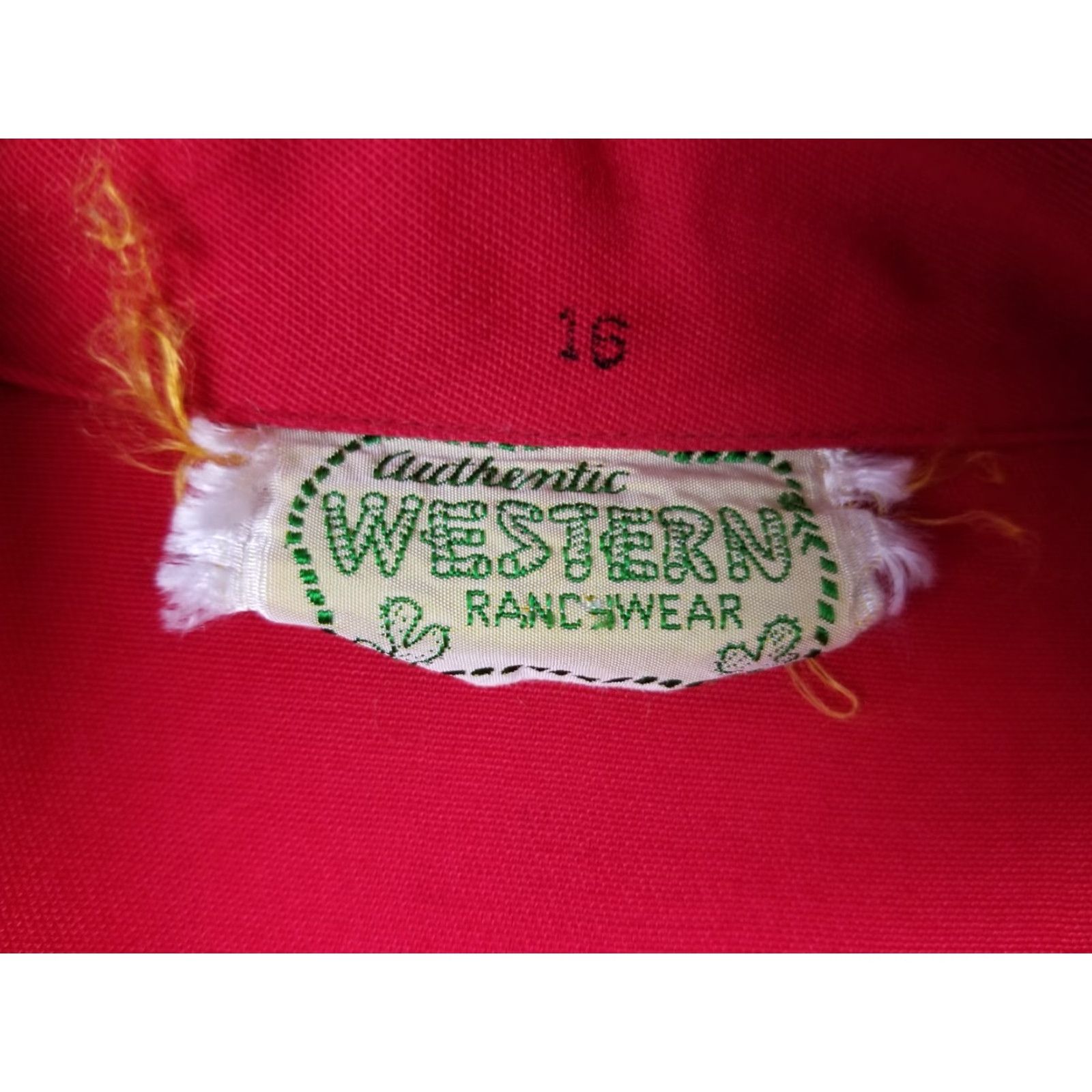 Vintage VINTAGE WESTERN RANCHER RED RAYON COWBOY SHIRT SZ 16 Mens Button-Up Long Sleeve Cotton 40s 50s 23 INCH SHORE TO CUFF Size US L / EU 52-54 / 3 - 6 Thumbnail