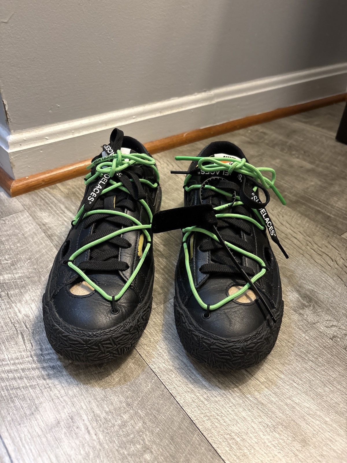 Nike × Off-White Nike Off-White Blazer Low Black Electro Green Size US 10 / EU 43 - 3 Thumbnail