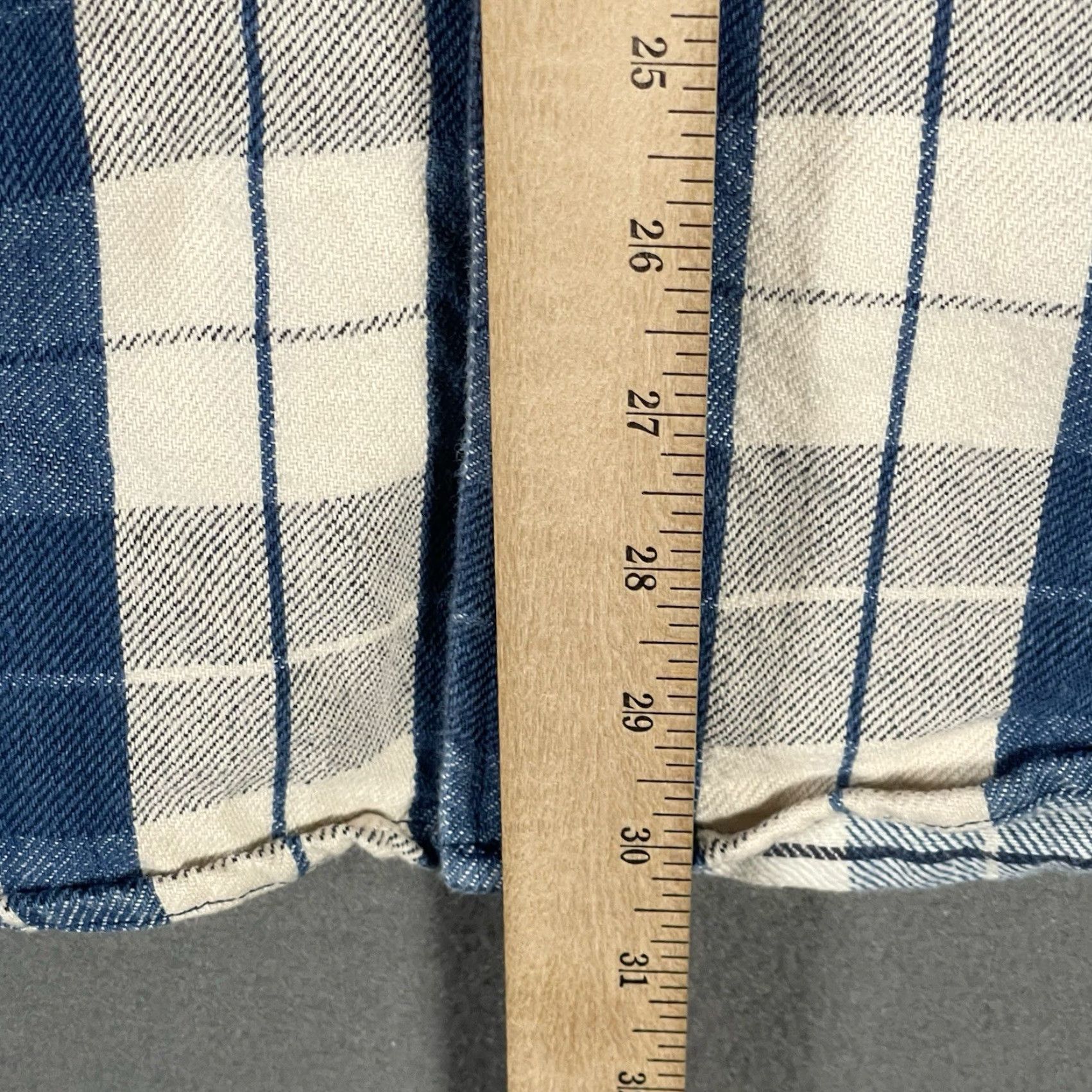 Lucky Brand Lucky Brand Button-Up Shirt Mens Blue White Plaid Long Sleeve Size M Medium Button-Down Collared Western Casual Workwear Snap Pearl Snap Size US M / EU 48-50 / 2 - 7 Thumbnail