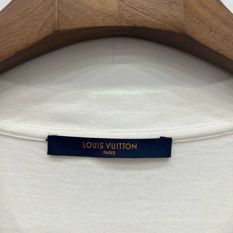 Louis Vuitton Louis Vuitton White monogrammed shell print short sleeves Size US XXL / EU 58 / 5 - 4 Thumbnail