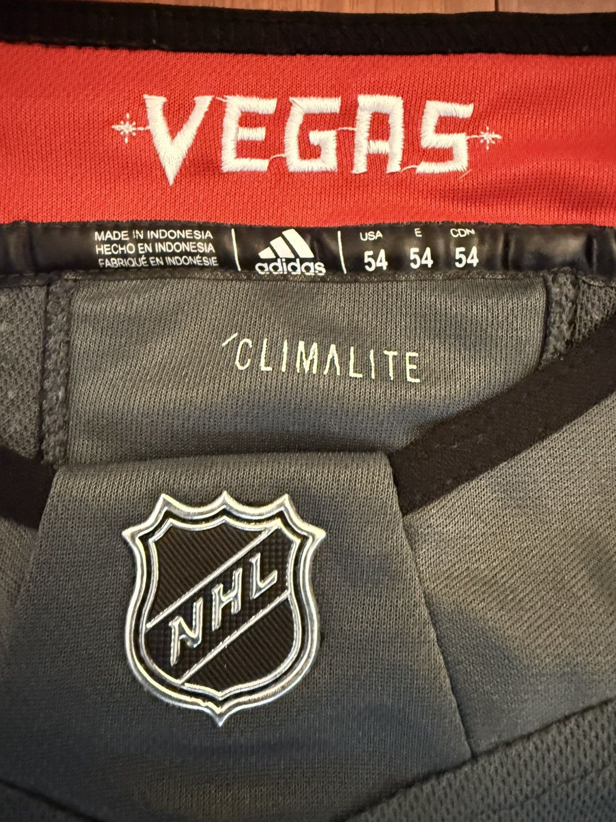 Adidas Max Pacioretty Vegas Golden Knights Stitched NHL Jersey Size US L / EU 52-54 / 3 - 2 Thumbnail