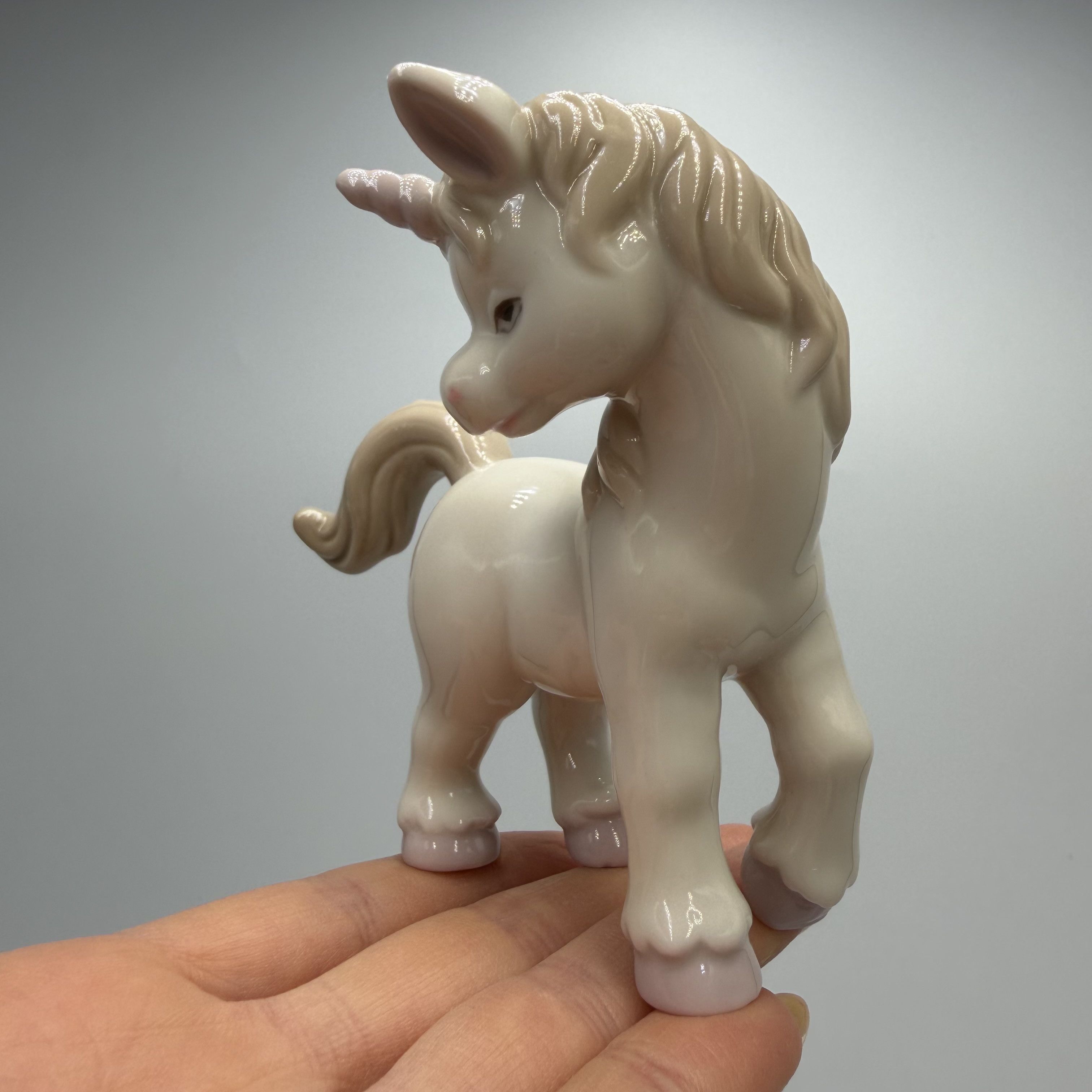 Vintage Vintage Pavone Porcelain Unicorn Figurine Italian Fantasy Size ONE SIZE - 4 Thumbnail