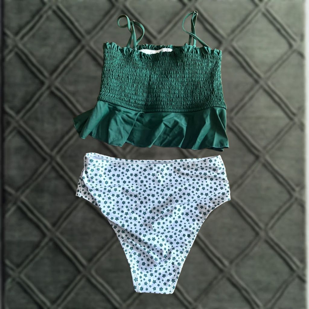 Shein SheIn Top Womens Green Bikini Jrs Med bottom piece white swimsuit K20 Size M / US 6-8 / IT 42-44 - 1 Thumbnail