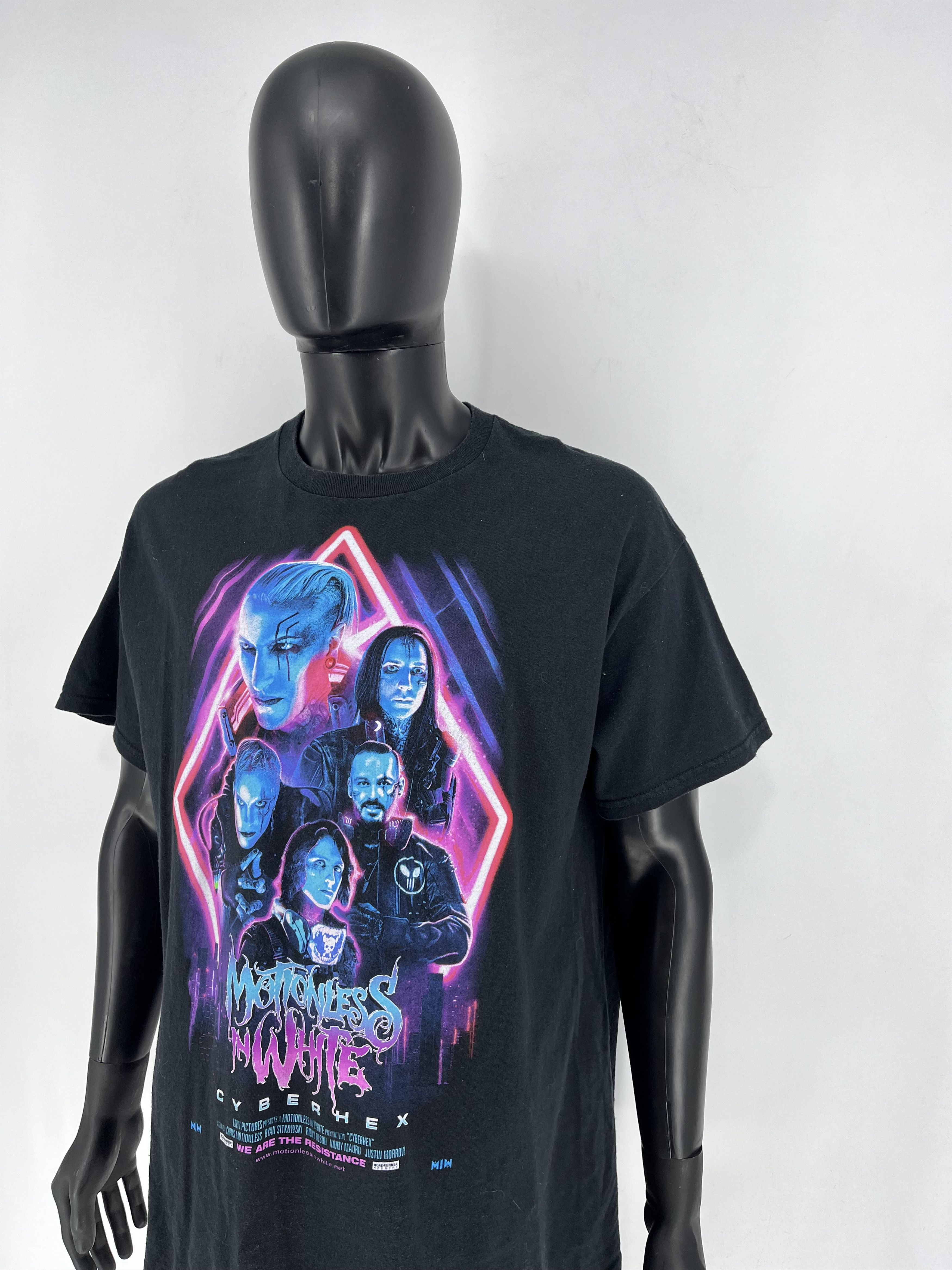 Band Tees × Vintage Vintage Motionless In White Heavy Metal Band Tee Size US XL / EU 56 / 4 - 4 Thumbnail