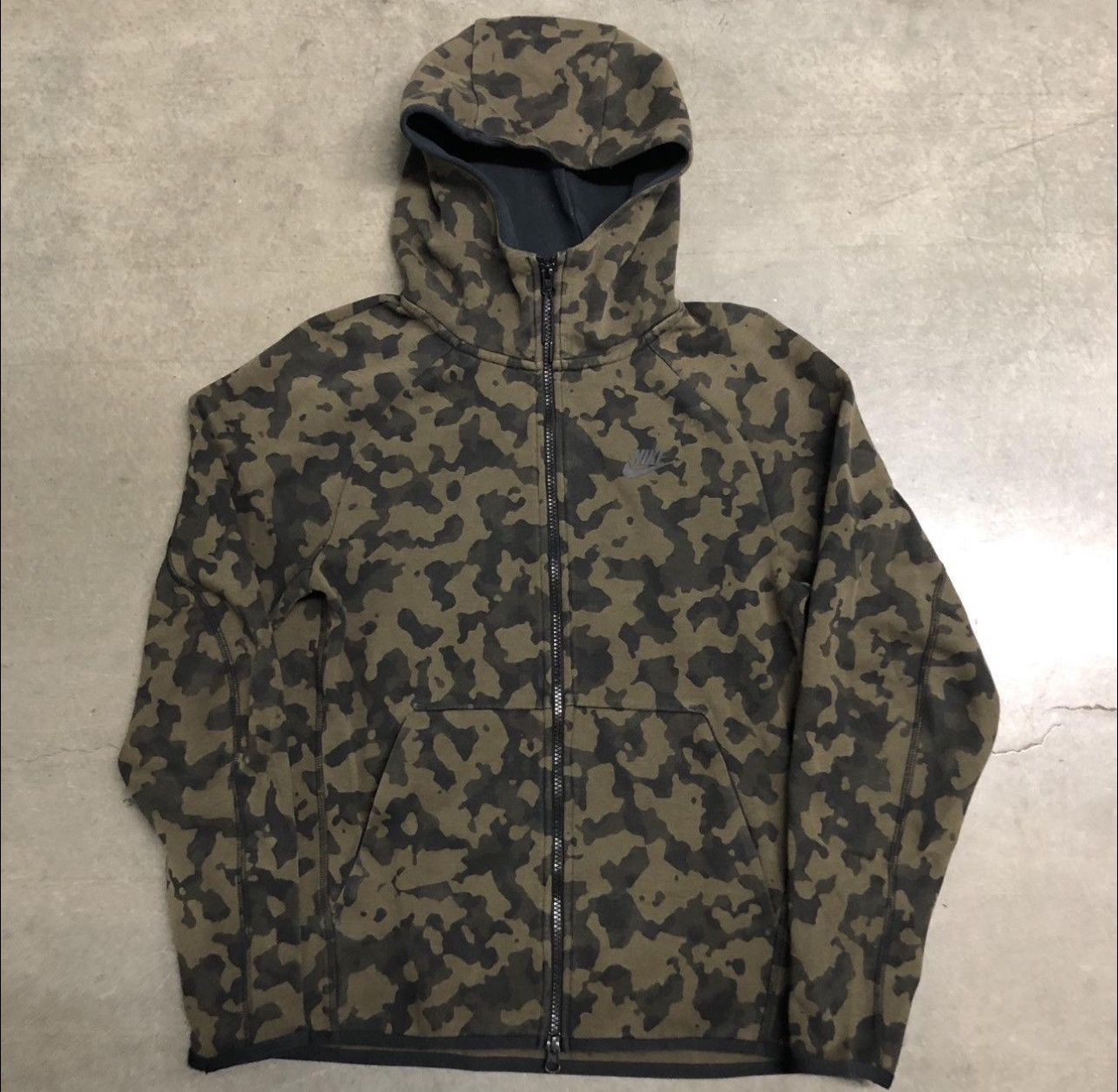 Nike Nike Sportswear Tech Fleece Full Zip Printer Camo Hoodie Size US S / EU 44-46 / 1 - 1 Thumbnail