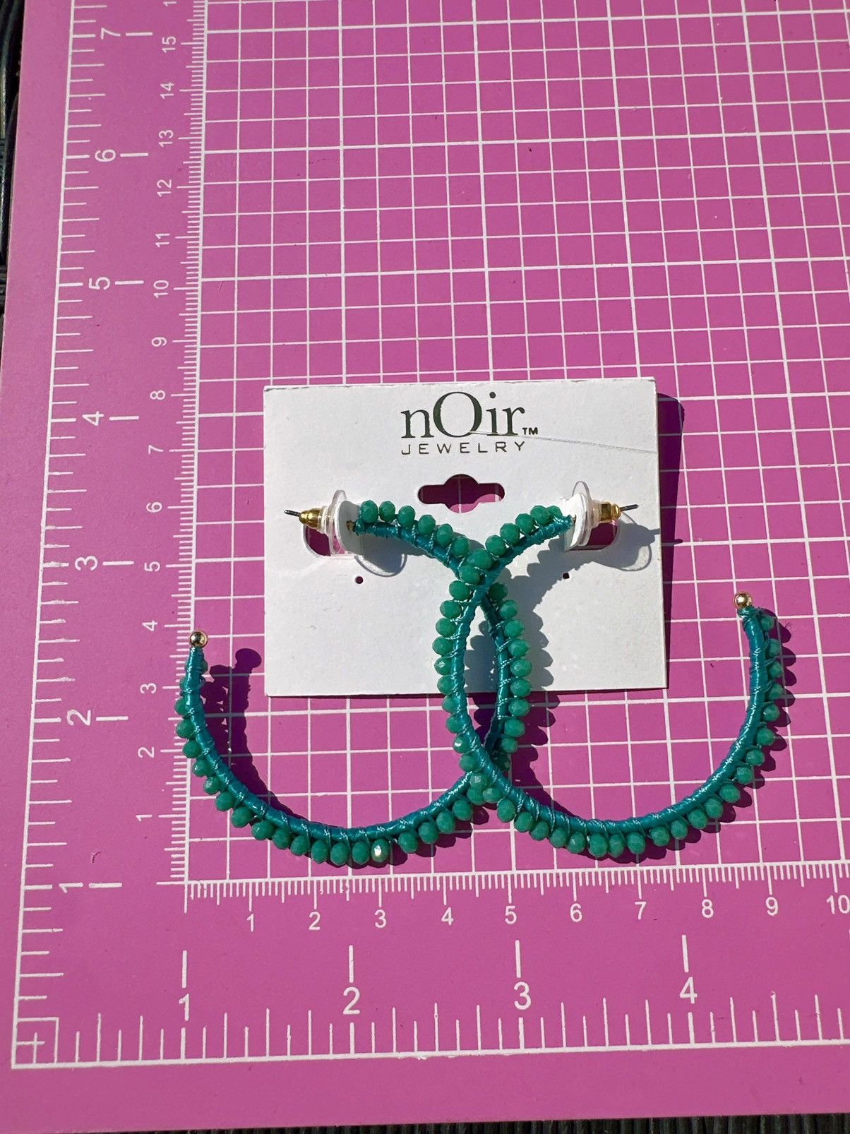 Designer nOir Jewelry Green beaded medium hoop open loop Earrings Size ONE SIZE - 4 Thumbnail
