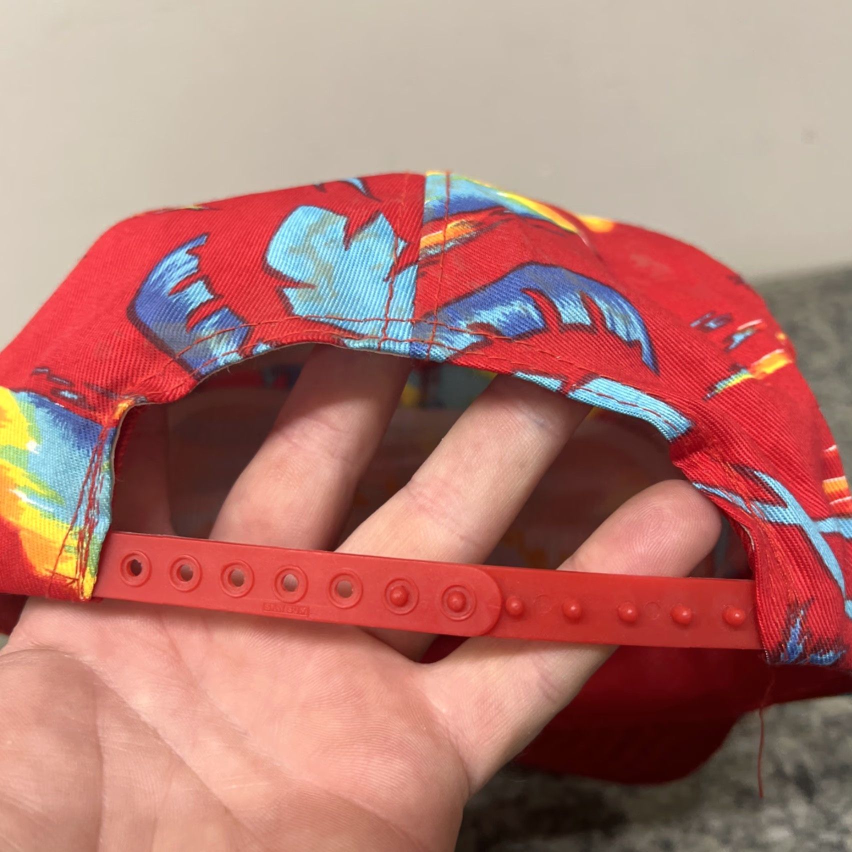 Vintage **VINTAGE RED FLORAL SAN SUN 80S TRUCKER HAT** User: **VINTAGE RED FLORAL SAN SUN 80S TRUCKER HAT** Size ONE SIZE - 3 Thumbnail