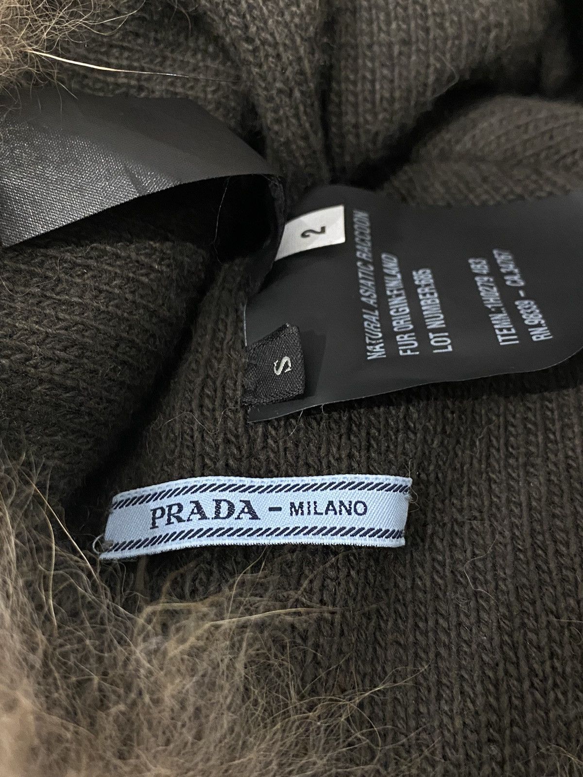 Prada PRADA Milano Wool Knit Hat with Raccoon Fur Size ONE SIZE - 4 Thumbnail