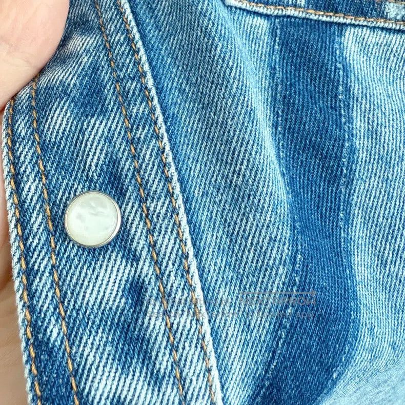 Valentino Valentino Denim shirt coat Size US M / EU 48-50 / 2 - 7 Thumbnail