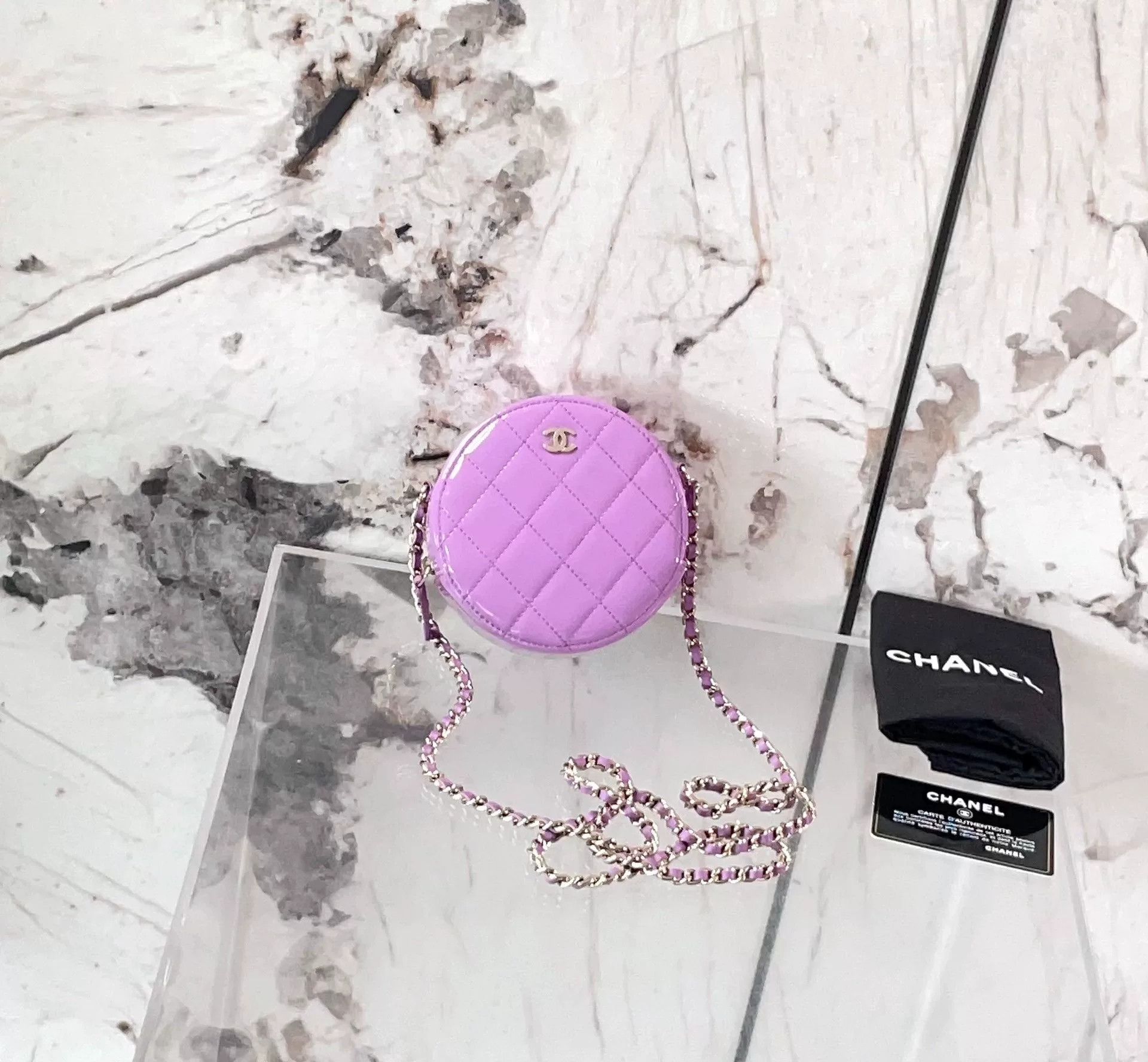 Chanel Pre-loved Bag Very good condition Size ONE SIZE - 1 Thumbnail