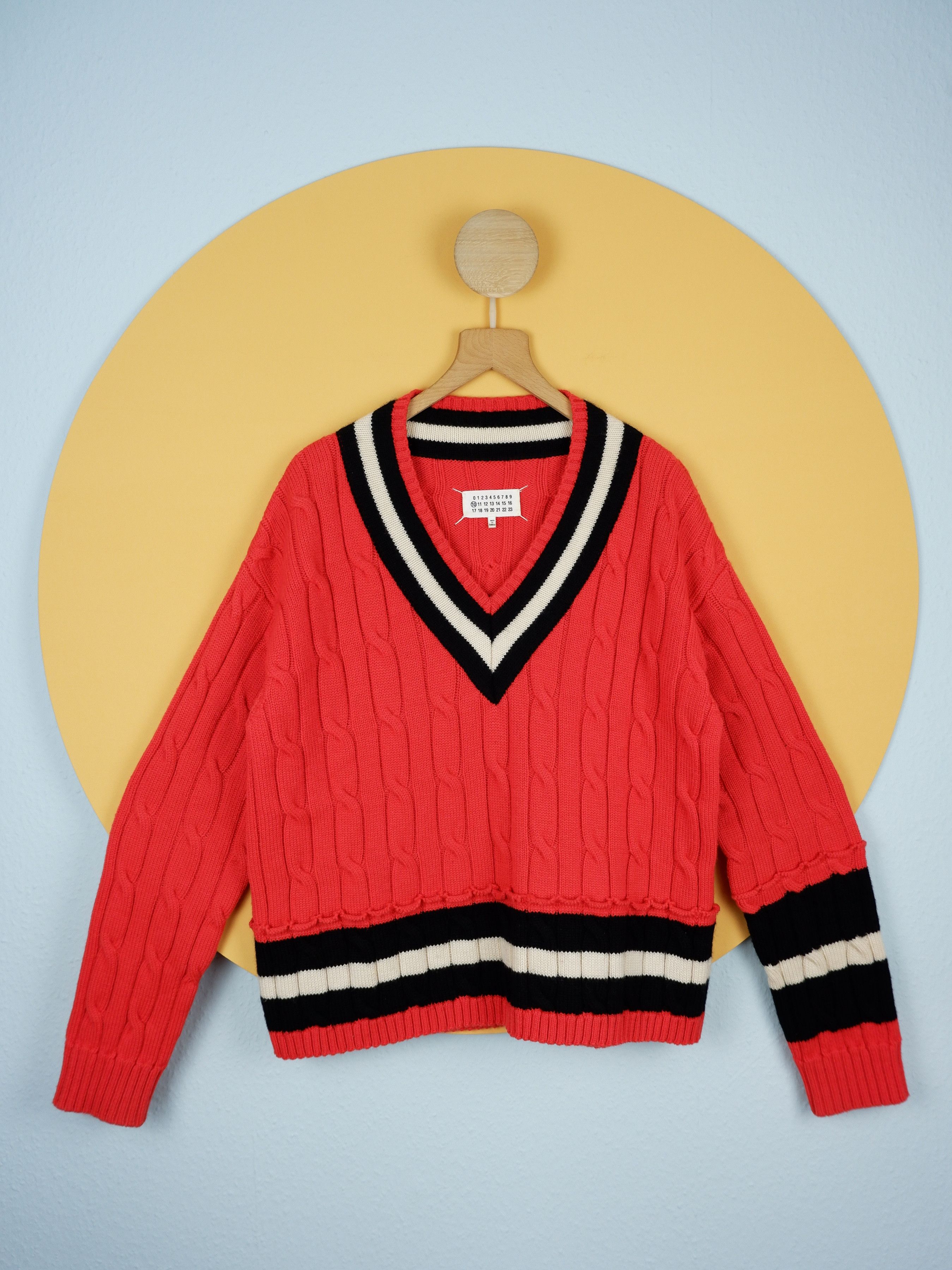Maison Margiela Last drop! Maison Margiela collegiate v-neck sweater Size US S / EU 44-46 / 1 - 1 Thumbnail