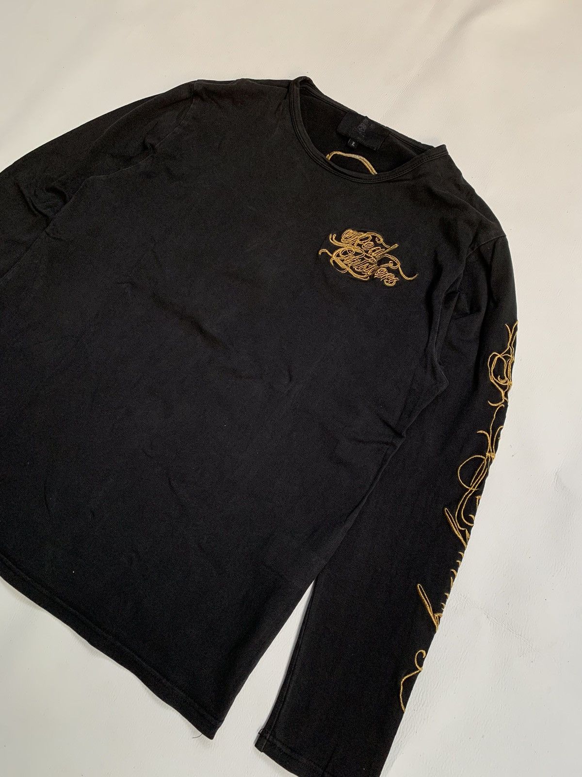 Japanese Brand Embroidered Tshirt Ifsixwasnine lgb styled