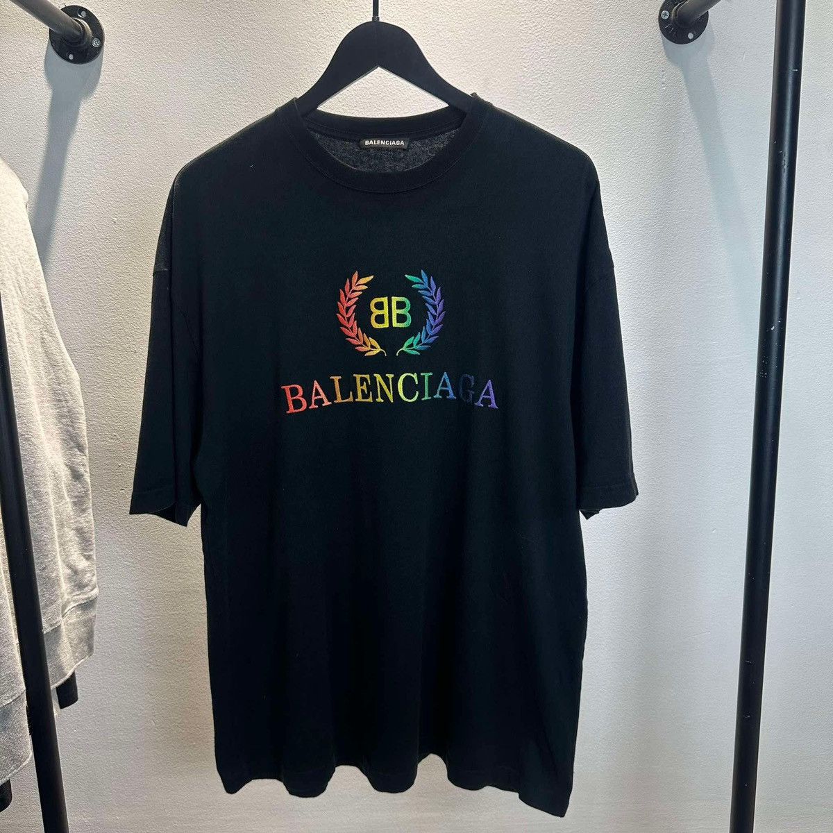 Balenciaga BALENCIAGA MULTI COLLOR LOGO T SHIRT Size US M / EU 48-50 / 2 - 1 Thumbnail