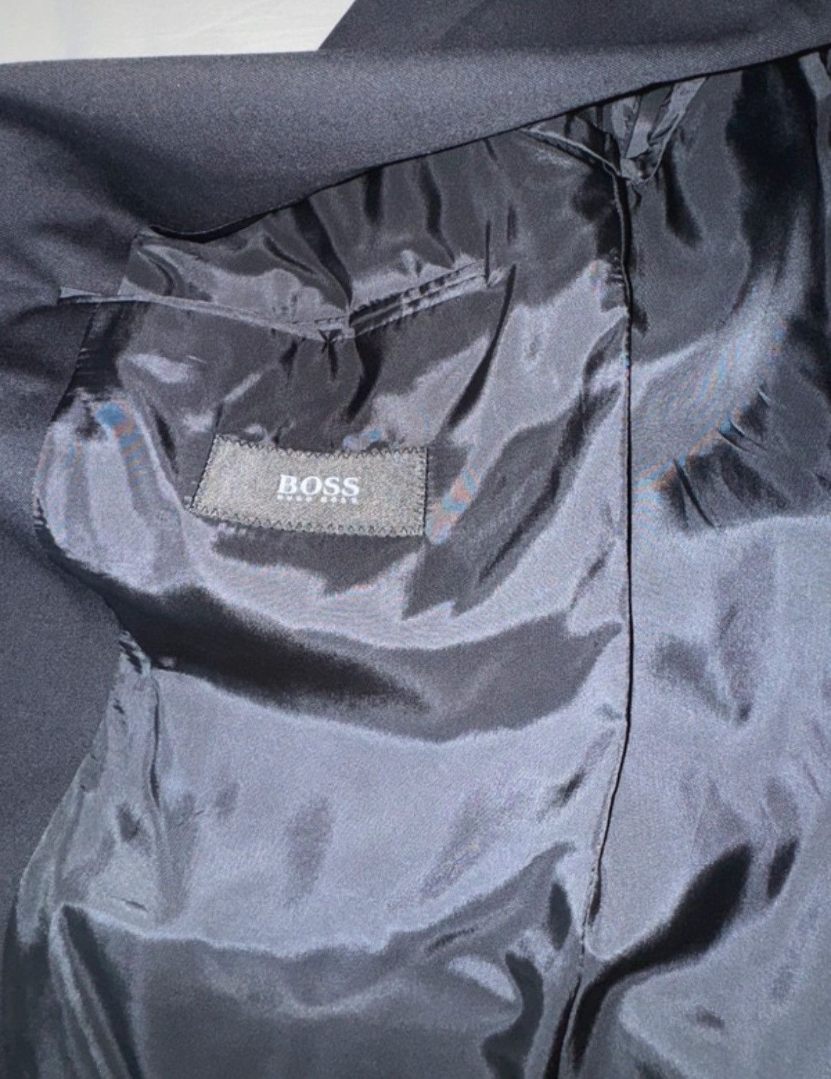 Hugo Boss Beautiful Hugo Boss suit Size 44L - 11 Thumbnail