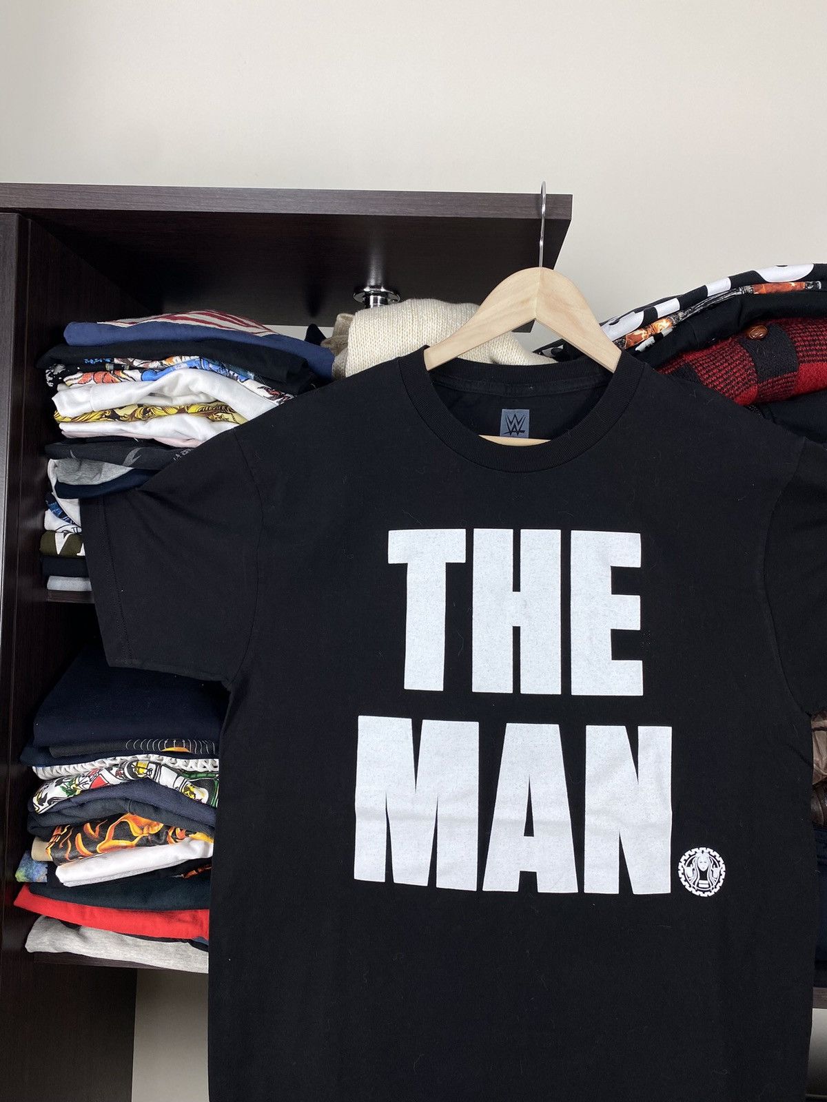 Other × Vintage × WWE Vintage THE MAN WWE Wrestling Black TEE Size US L / EU 52-54 / 3 - 3 Thumbnail