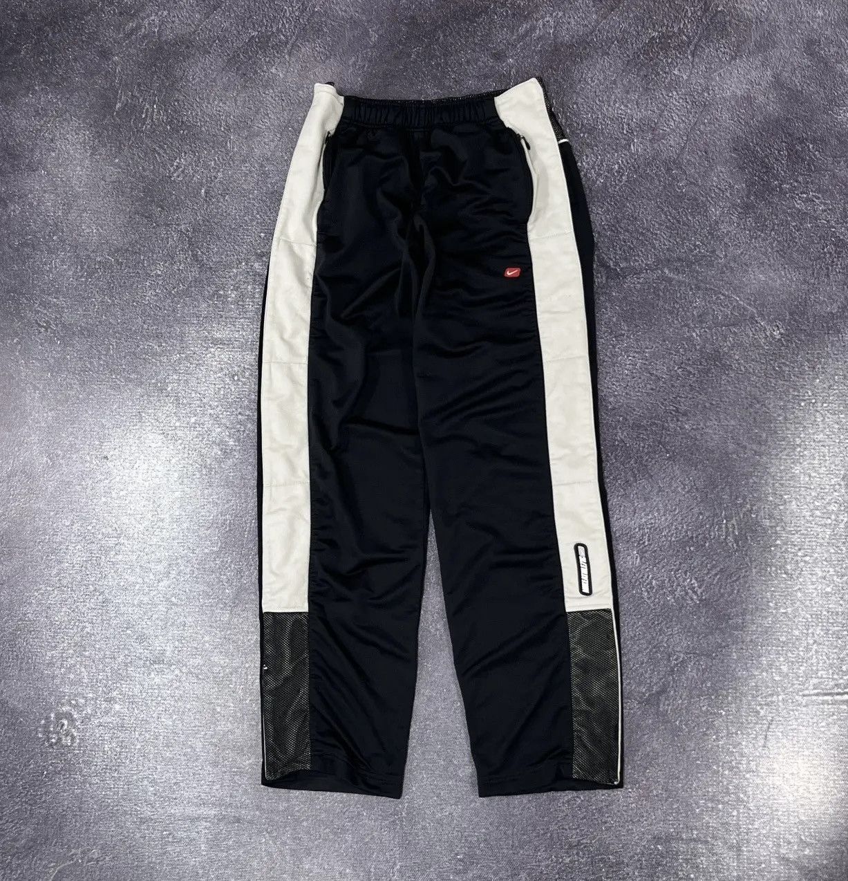 Nike × Vintage Vintage Nike Y2K Side Buttons Retro Hype Sweatpants Trousers Size US 30 / EU 46 - 1 Thumbnail