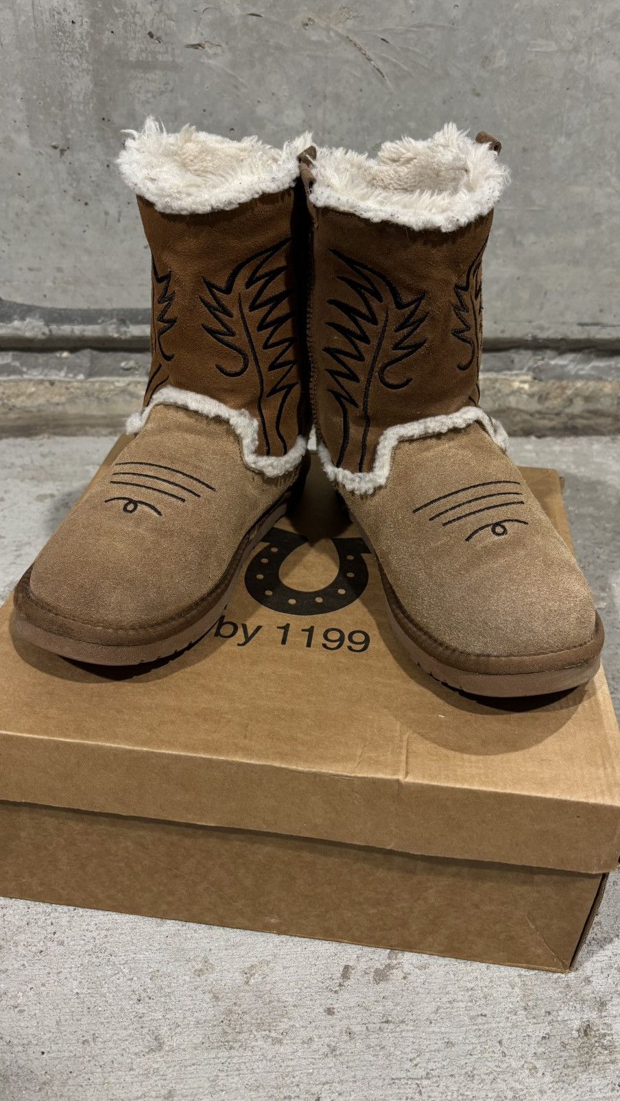 1199 Bazo 1199 Ugg Cowboy Boots Size US 10 / EU 43 - 25 Thumbnail