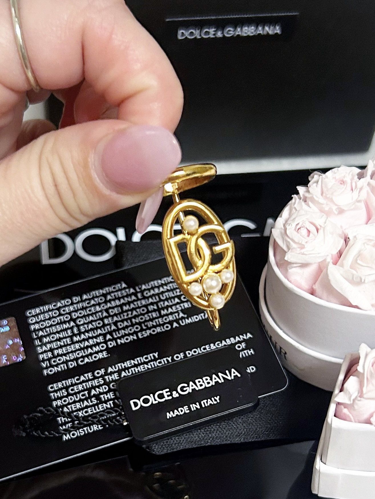 Dolce & Gabbana Authentic Dolce & Gabbana RARE Gold /Pearl DG Fingertip Ring Size ONE SIZE - 11 Thumbnail