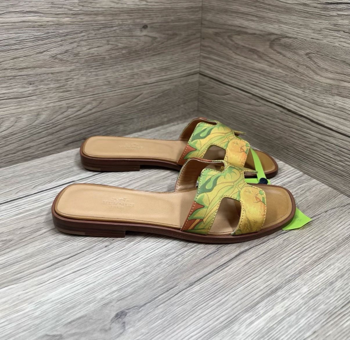 Hermes Hermès Oran Green & Yellow H Slippers J41 Size US 6 / IT 36 - 3 Thumbnail