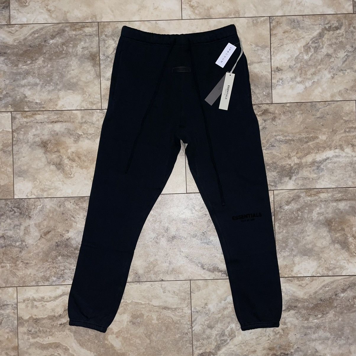 Fear of God Essentials Sweatpants Stretch Limo Black Medium