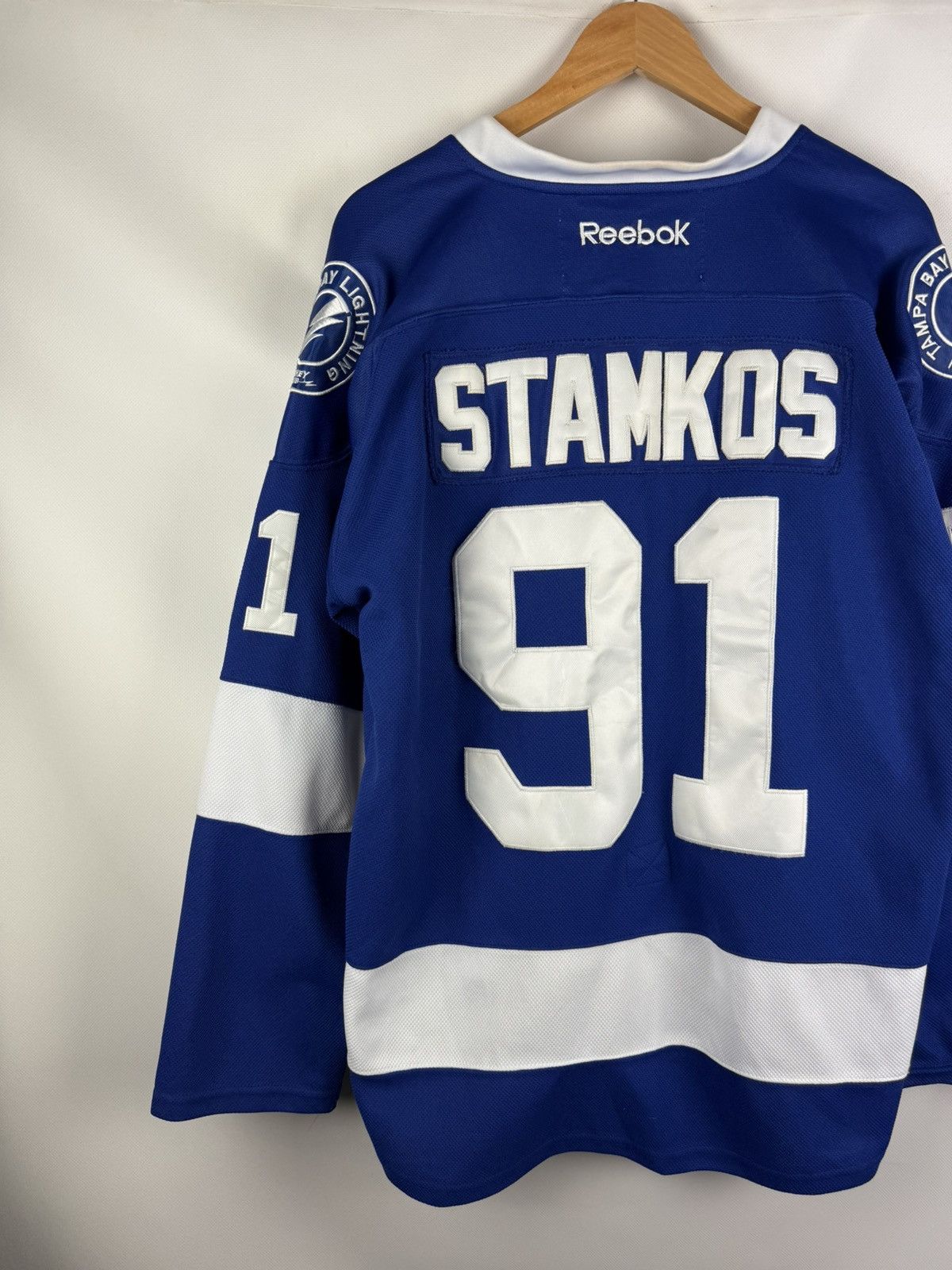 Reebok Reebok Tampa Bay Lightning #91 Stamkos NHL Hockey Jersey Size US M / EU 48-50 / 2 - 15 Thumbnail