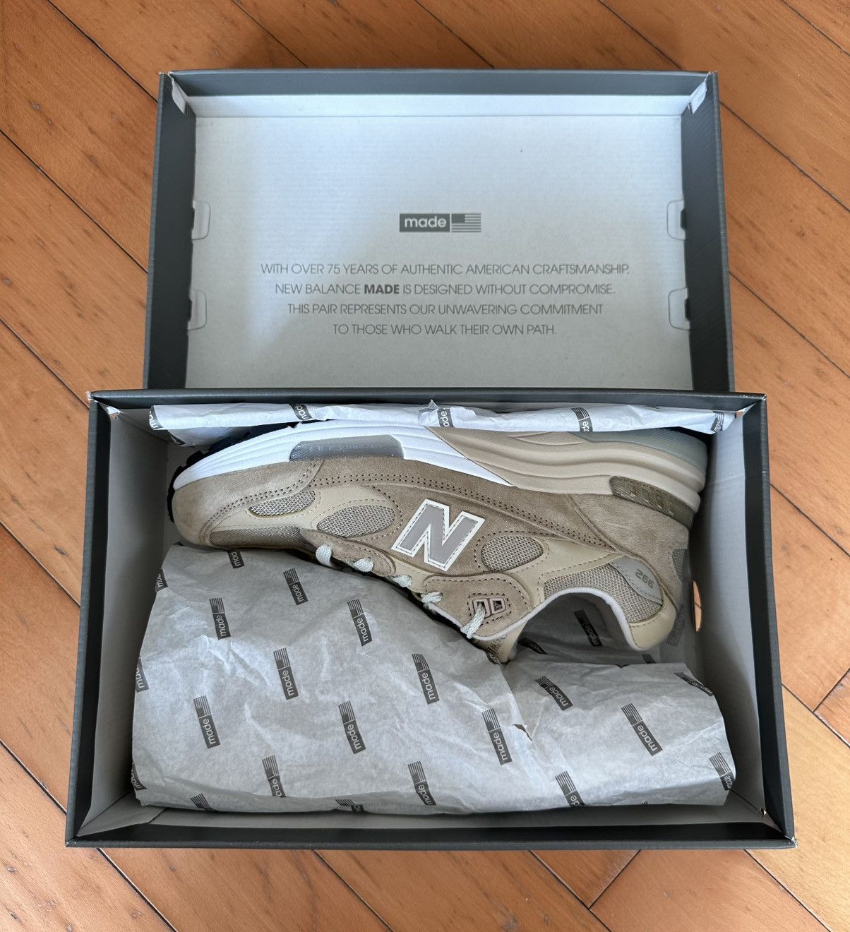 New Balance New Balance 992 Made in USA Size US 9 / EU 42 - 2 Thumbnail