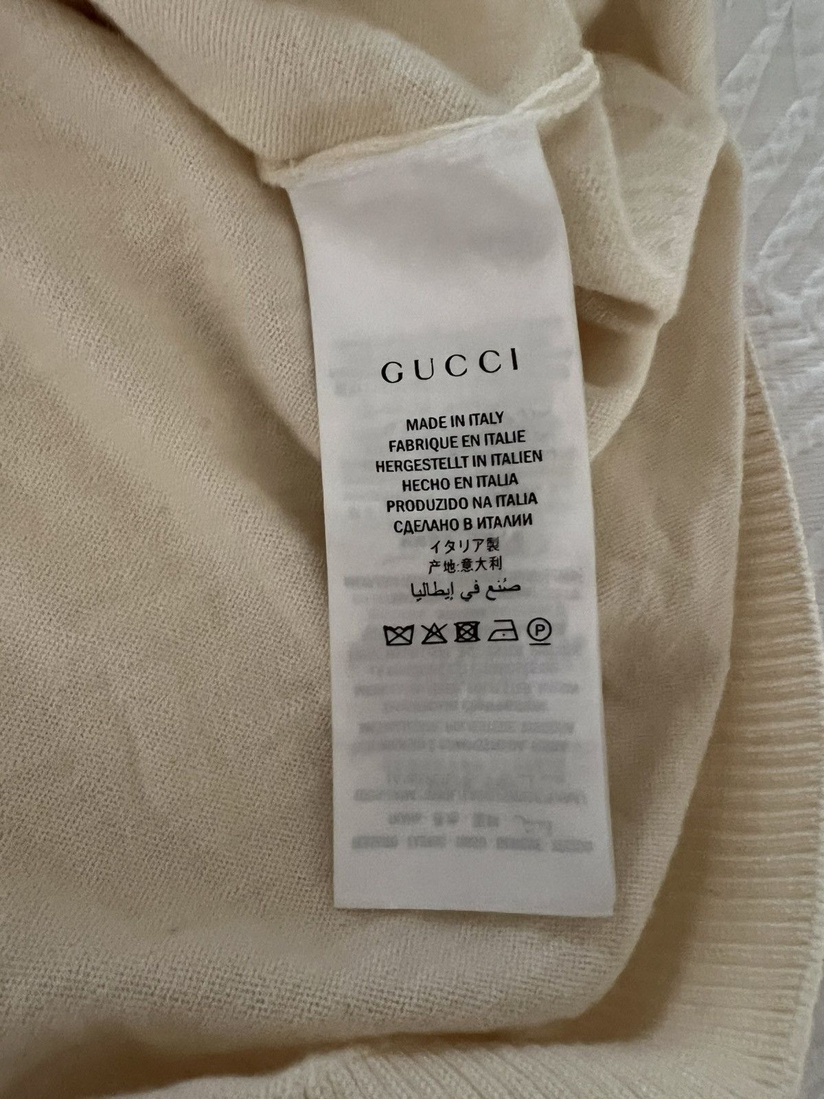 Gucci Gucci V-Neck Wool Knit Sweater with Bee Embroidery Size US M / EU 48-50 / 2 - 4 Thumbnail