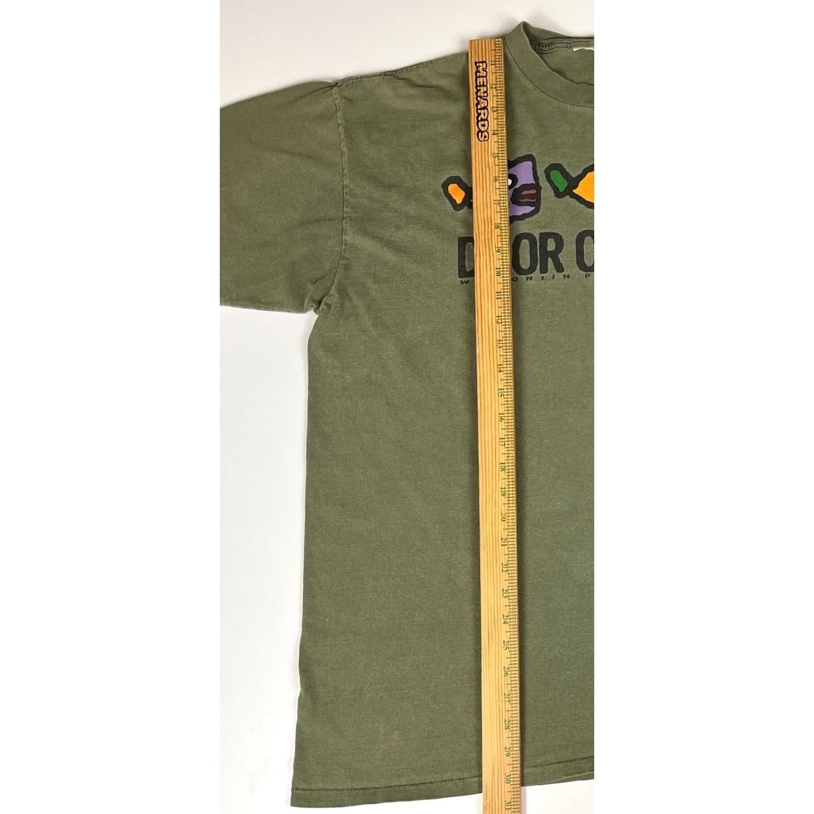 Vintage VINTAGE Men's Door County Wisconsin Planet Earth T-Shirt Size L Green Crew Neck Short Sleeve 1990s Fish Nature Mens Size US L / EU 52-54 / 3 - 7 Thumbnail