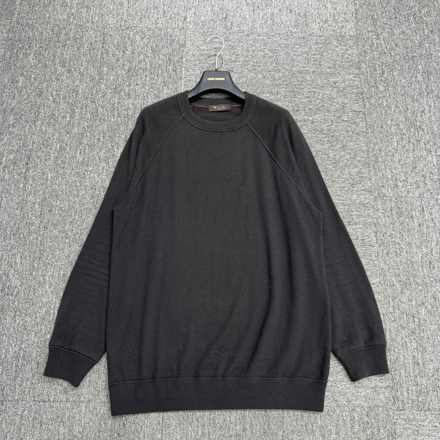 Loro Piana Black Long-Sleeve Sweatshirt Size US L / EU 52-54 / 3 - 1 Thumbnail