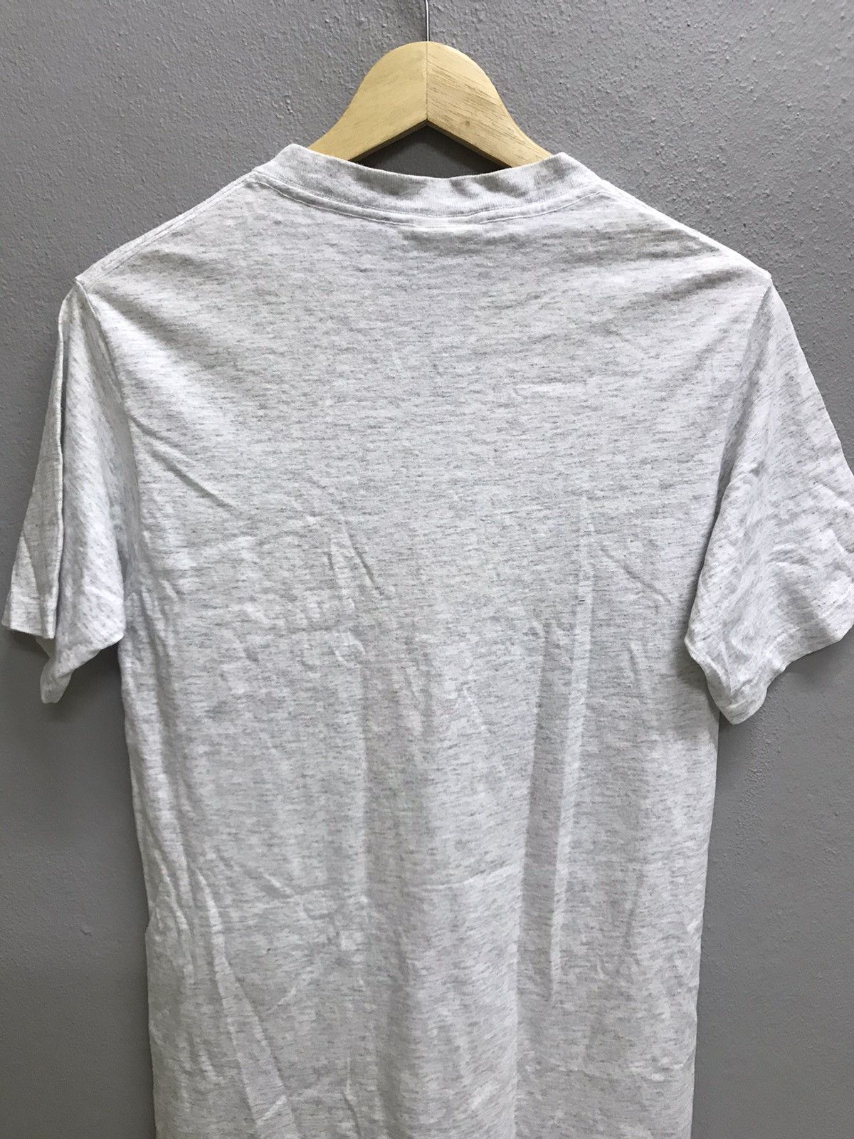 NBA VINTAGE 90s LAKERS NUTMEG MILLS NBA TSHIRT Size US S / EU 44-46 / 1 - 7 Thumbnail