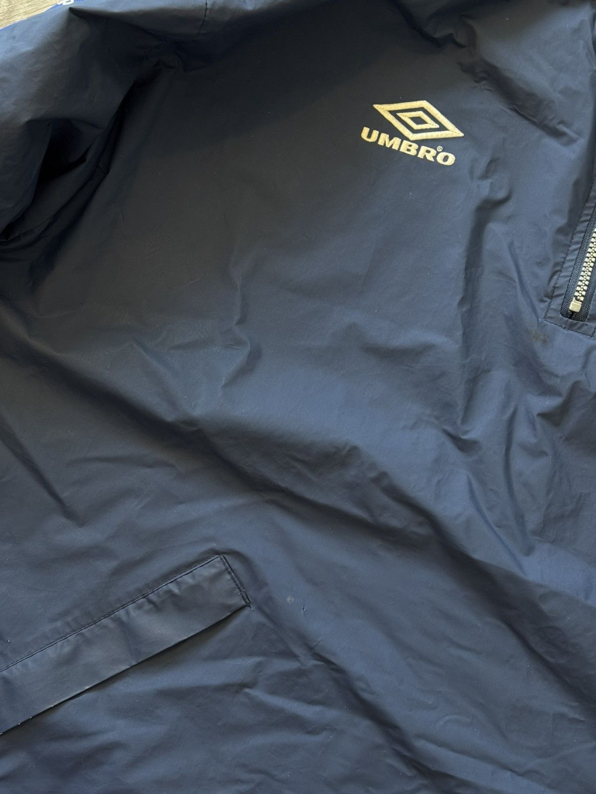 Umbro Vintage Umbro Manchester United Track Jacket Size US L / EU 52-54 / 3 - 4 Thumbnail