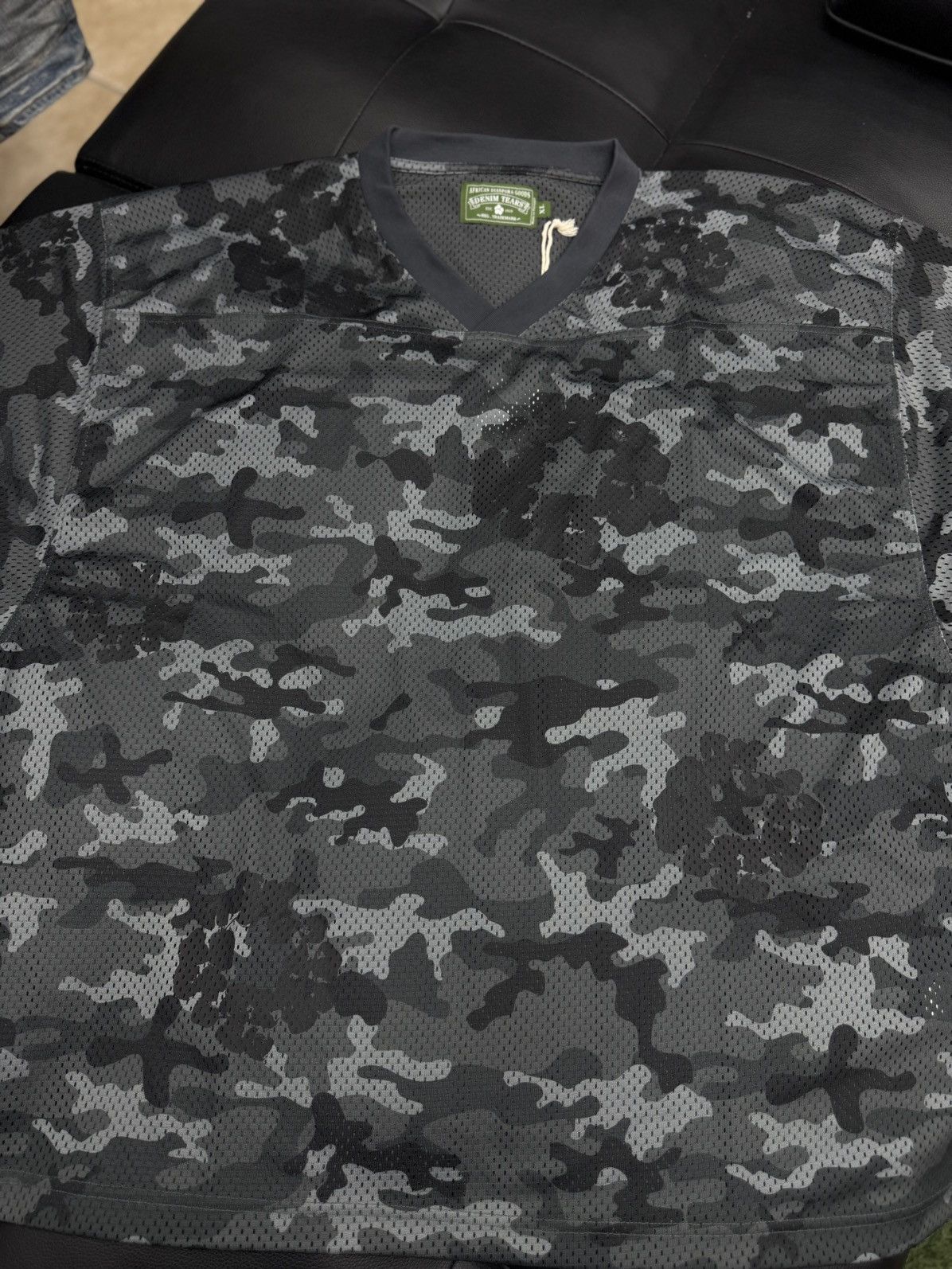 DENIM TEARS Denim Tears Black Camo Cotton Wreath Jersey Size XL (NEW) Size US XL / EU 56 / 4 - 4 Thumbnail