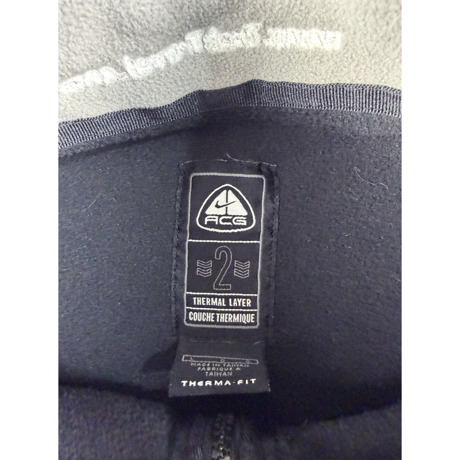 Nike VINTAGE Nike ACG Vest Men L Black Full Zip Fleece Trek Outdoors 90s Logo Embroidered Polyester Lining Zip Casual Mens Size US L / EU 52-54 / 3 - 4 Thumbnail