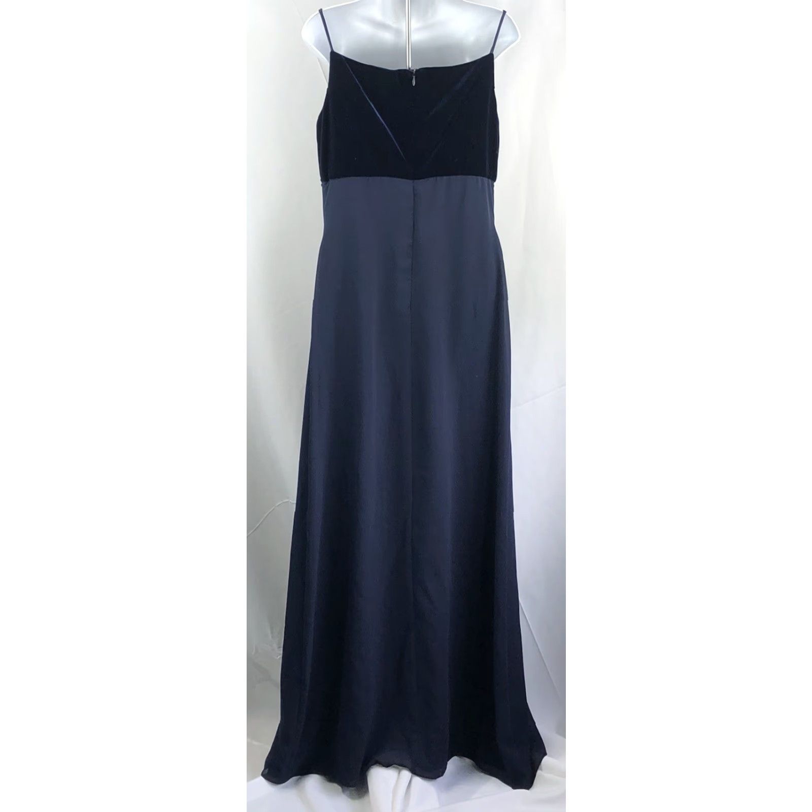 green emerald velvet dress Cachet 60494