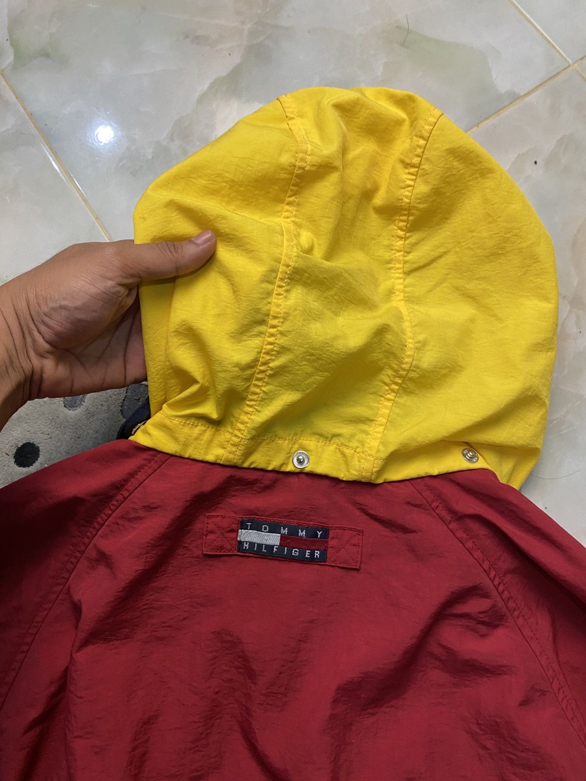 Tommy Hilfiger Vintage 90’s Tommy Hilfiger Full Zip Light Jacket block Size US L / EU 52-54 / 3 - 21 Thumbnail