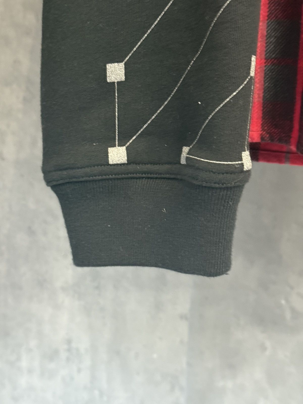 Off-White OFF WHITE FANEL SIZE L Size US L / EU 52-54 / 3 - 3 Thumbnail
