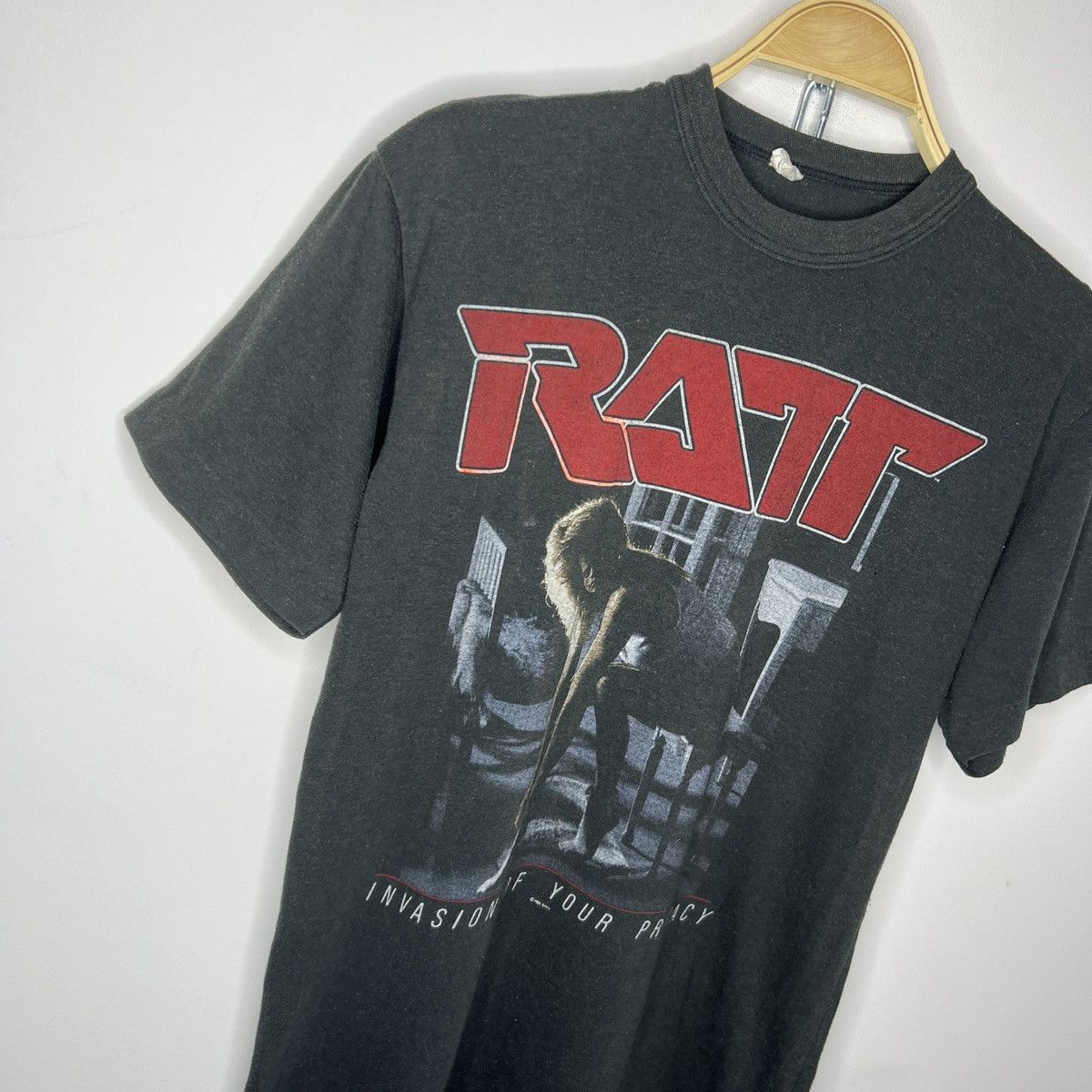 Band Tees × Vintage Vintage 1985 Ratt Invasion of Your Privacy Tshirt (Skid Row) Size US M / EU 48-50 / 2 - 3 Thumbnail