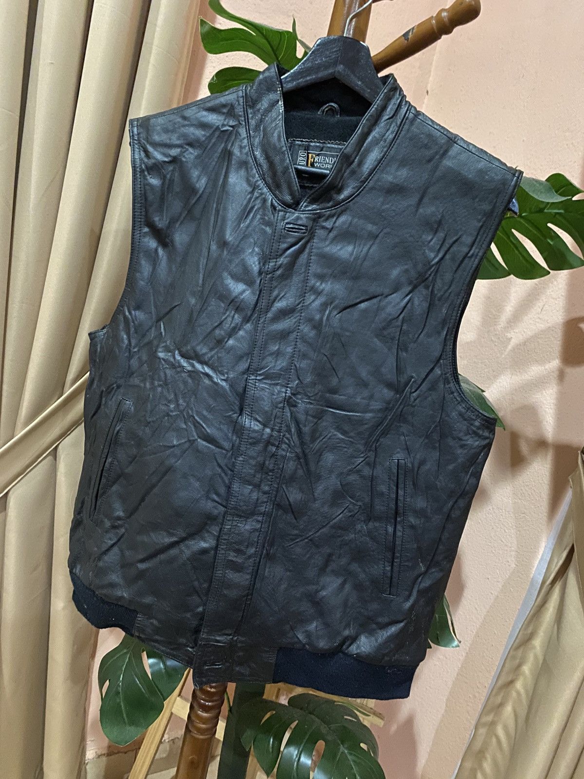 Other Vintage Euro Friendly World Leather Vest - Black Sleeveless Size US M / EU 48-50 / 2 - 2 Thumbnail