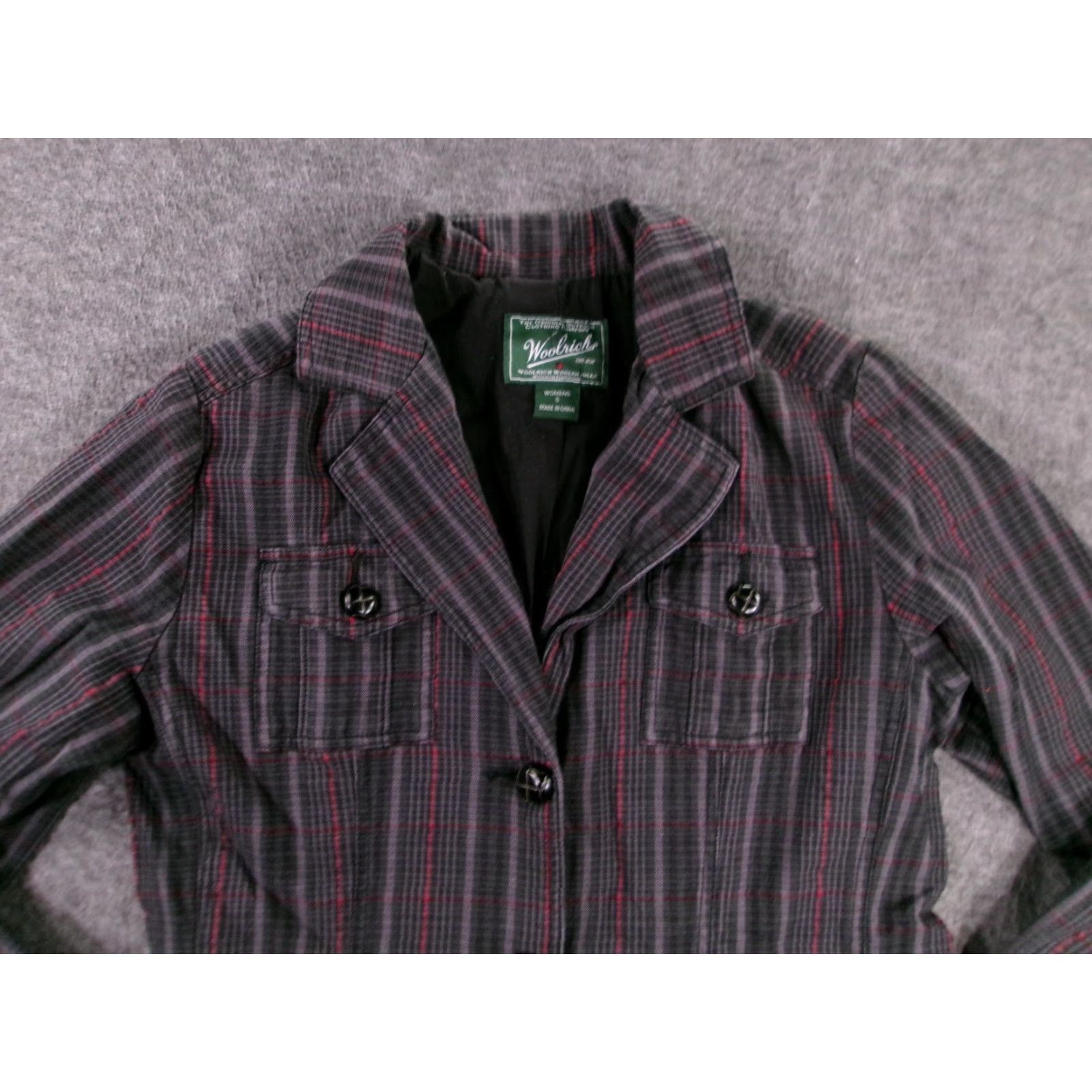Vintage VINTAGE Woolrich Jacket Womens Small Black Red Plaid Outdoor Grunge Logo Size S / US 4 / IT 40 - 2 Thumbnail