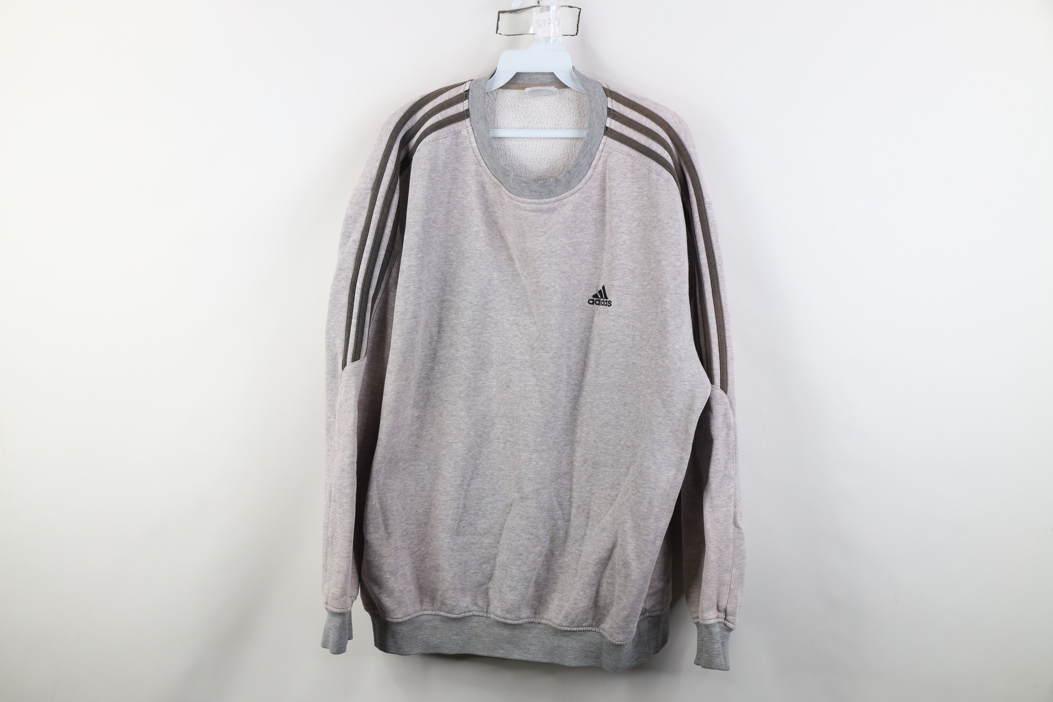 Adidas Vintage Y2K Adidas Spell Striped Crewneck Sweatshirt Gray Size US L / EU 52-54 / 3 - 1 Thumbnail