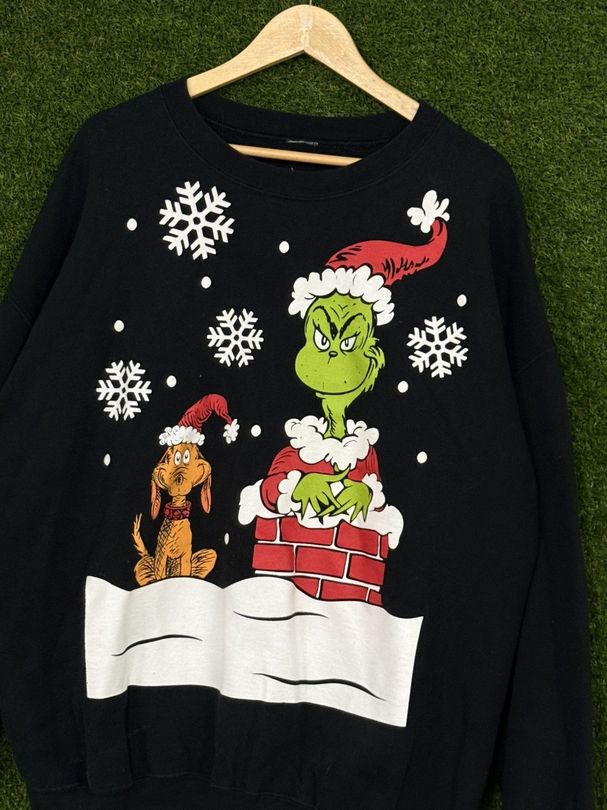 Vintage The Grinch Christmas Snow Dog Black Sweatshirt 2XL XXL Size US XXL / EU 58 / 5 - 2 Thumbnail