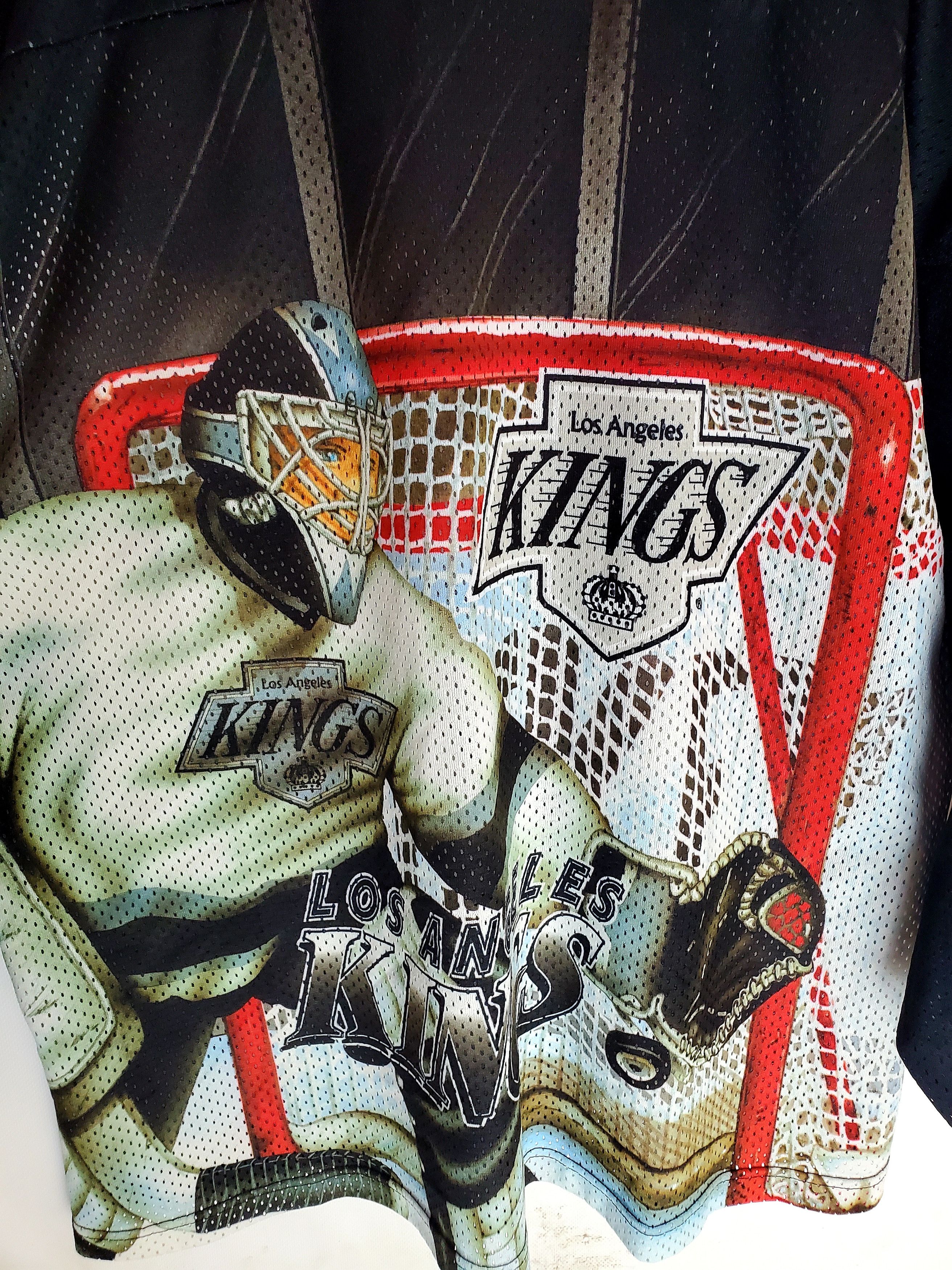 NHL Vintage LA Los Angeles Kings CCM Hockey NHL Jersey Size L/XL Size US L / EU 52-54 / 3 - 2 Thumbnail