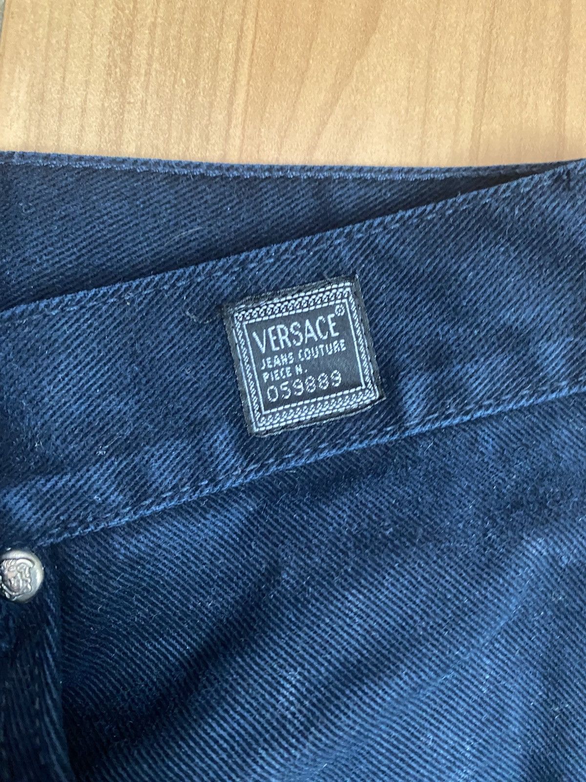 Versace Versace Jeans Couture Men’s Dark Blue Jeans 34 Vintage Size US 34 / EU 50 - 11 Thumbnail