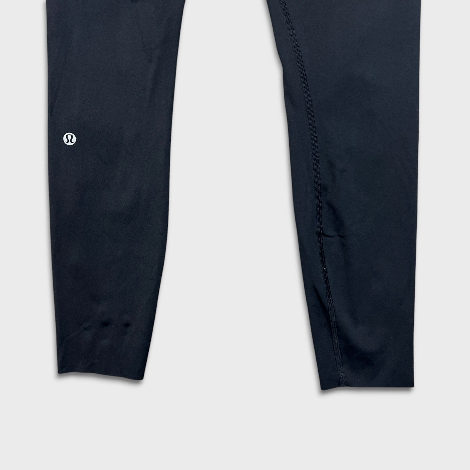 Lululemon Lululemon Fast Free 7/8 Tight II Athletic Yoga Nulu Leggings Size 28" / US 6 / IT 42 - 8 Thumbnail