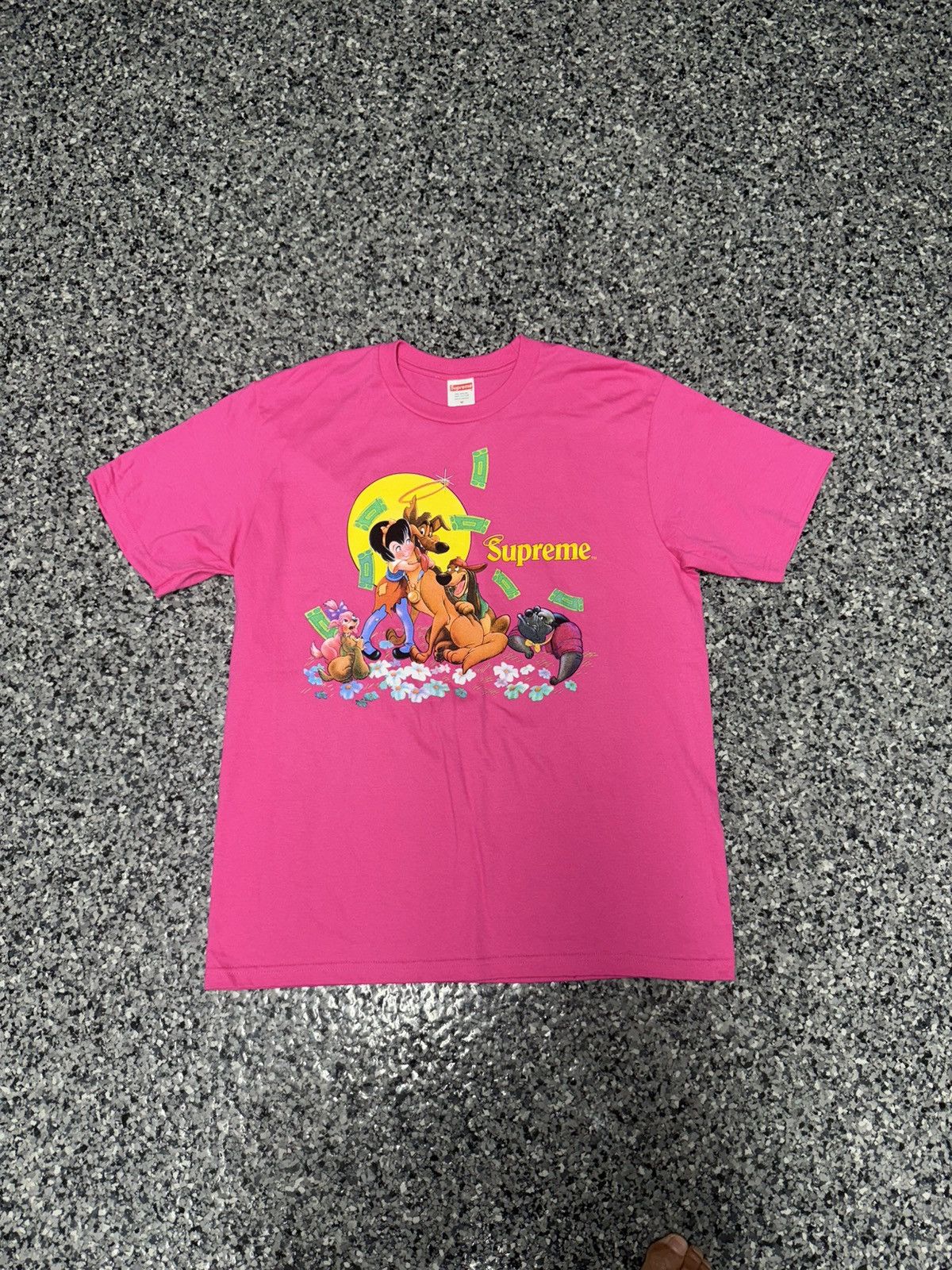 Supreme Supreme All Dogs Go To Heaven Tee Fuchsia Size US M / EU 48-50 / 2 - 1 Thumbnail