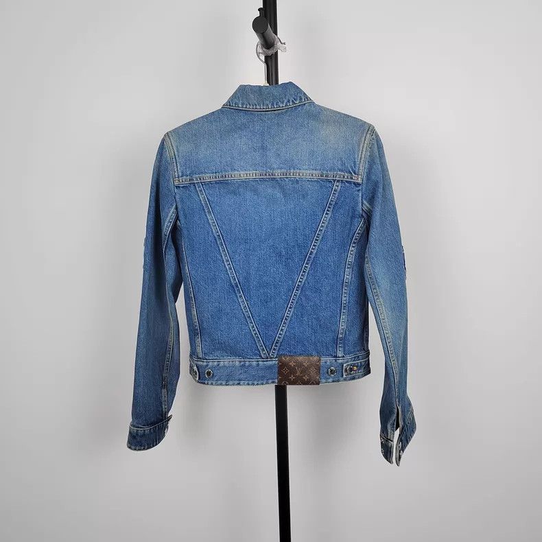 Louis Vuitton Louis Vuitton Yayoi Kusama Co-Branded Badge Denim Jacket Size XXS / US 00 / IT 34 - 3 Thumbnail