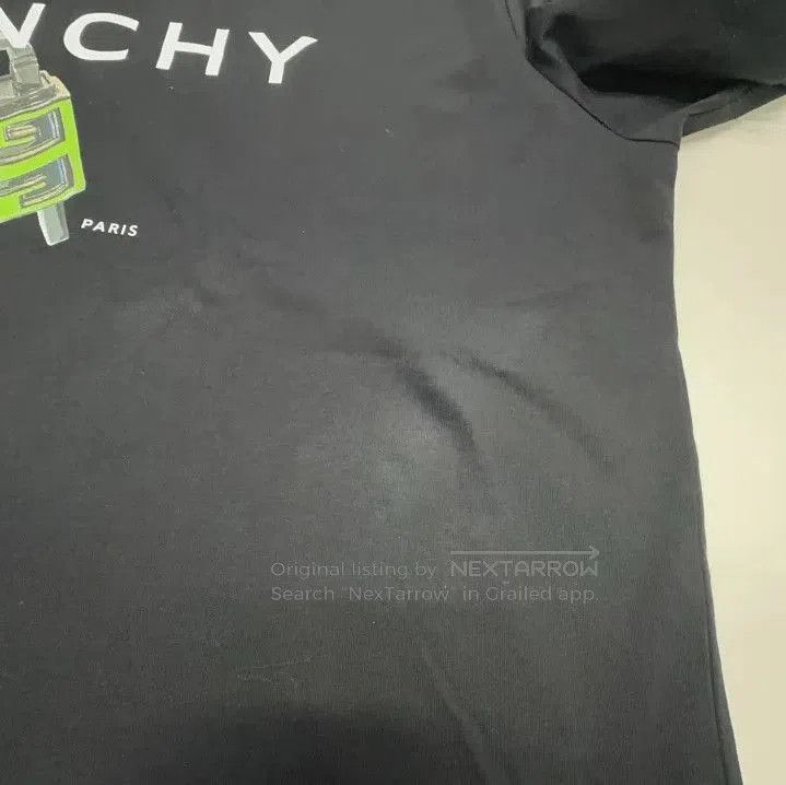 Givenchy Givenchy SS23 Mother Pattern Print Short Sleeve T. Size US XXL / EU 58 / 5 - 5 Thumbnail